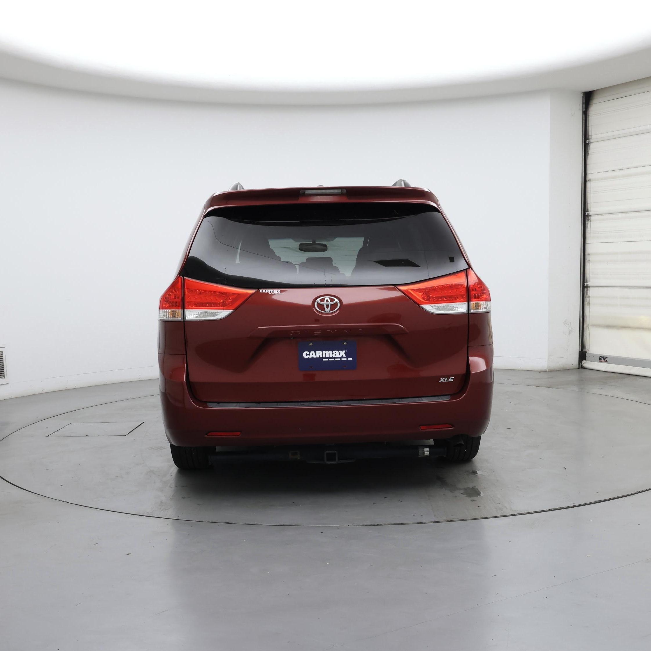 Thumbnail: 2014 Toyota Sienna - 6