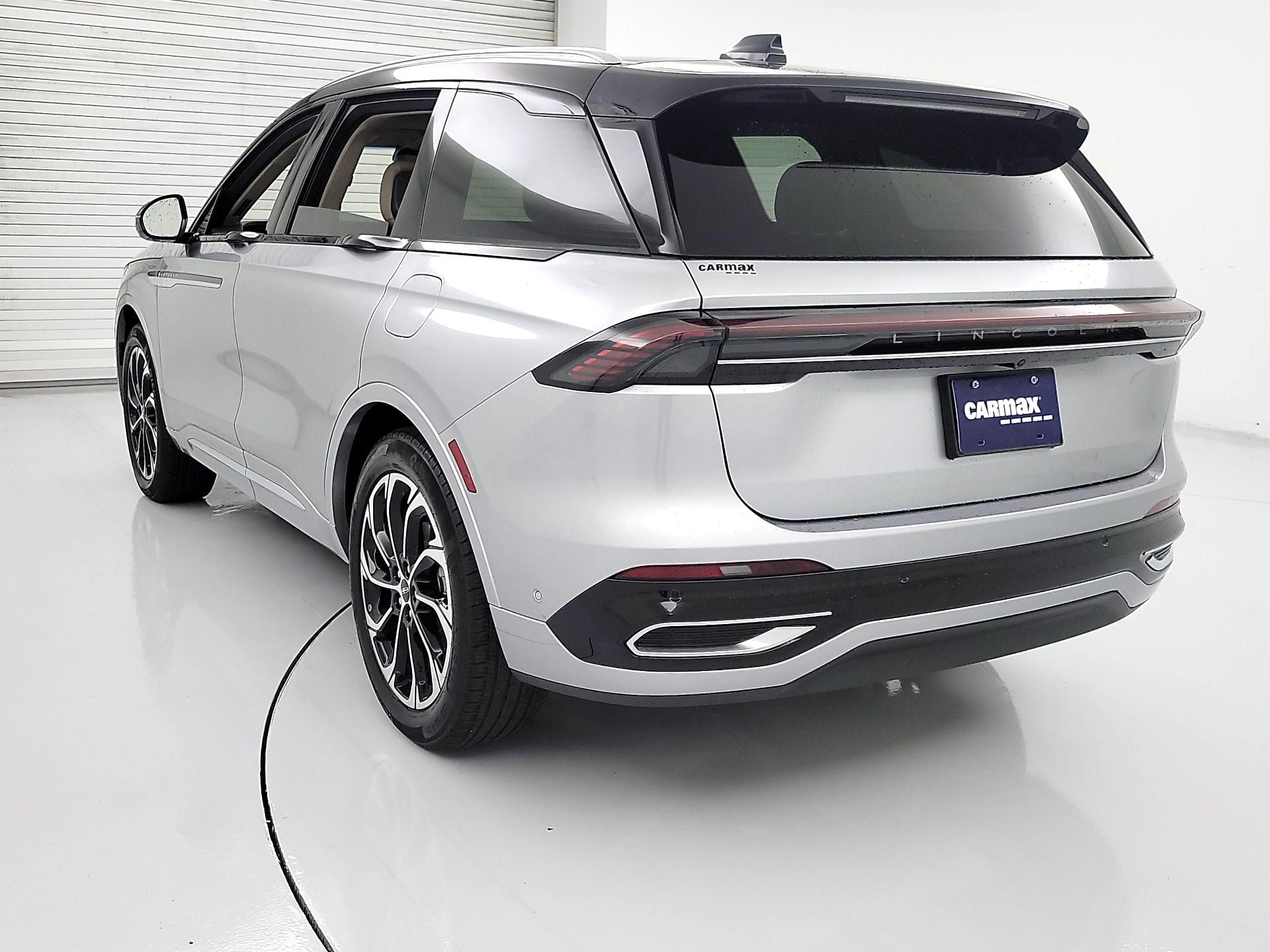 Thumbnail: 2024 Lincoln Nautilus - 7
