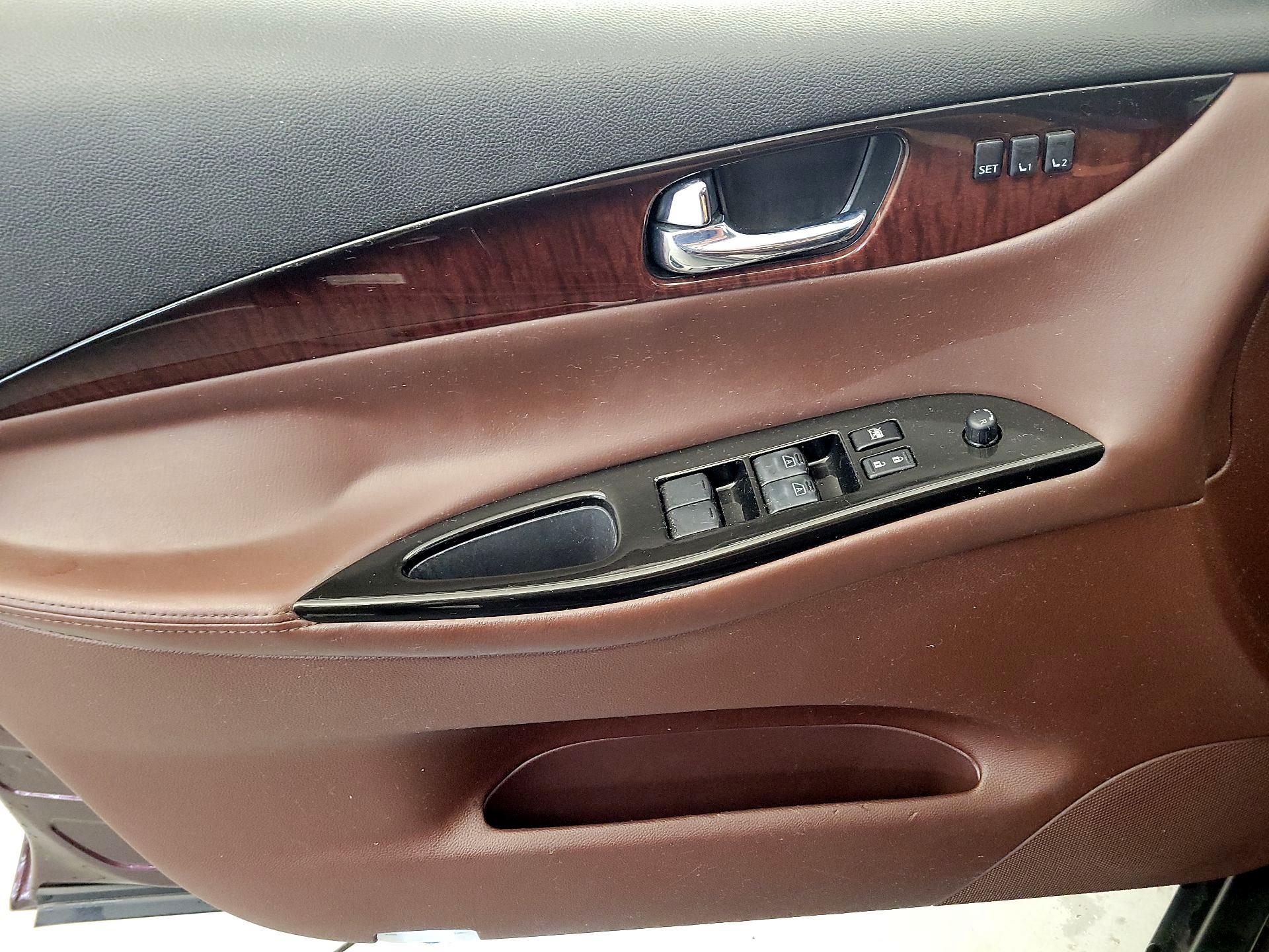 Thumbnail: 2017 INFINITI QX50 - 12