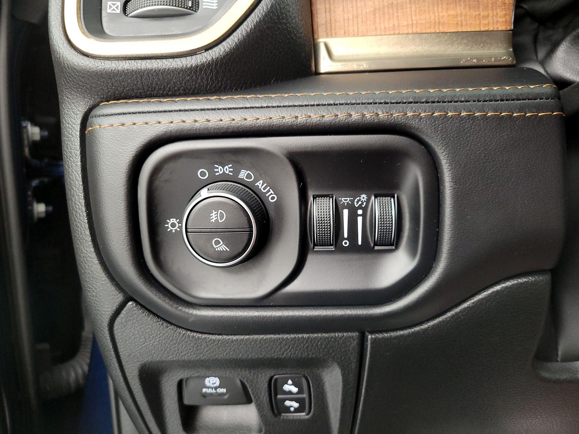 Thumbnail: 2023 RAM 1500 - 11