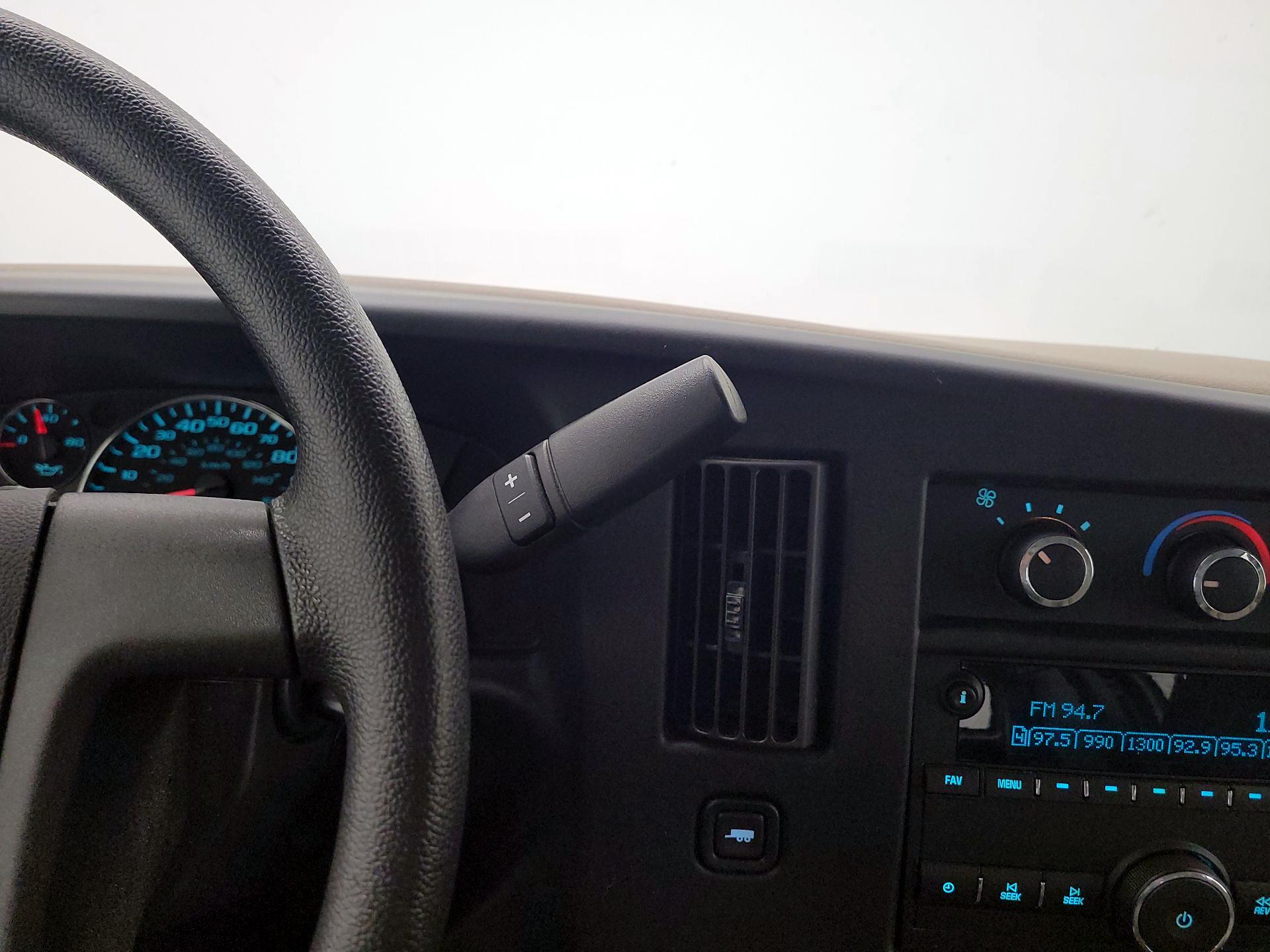 Thumbnail: 2017 Chevrolet Express - 16