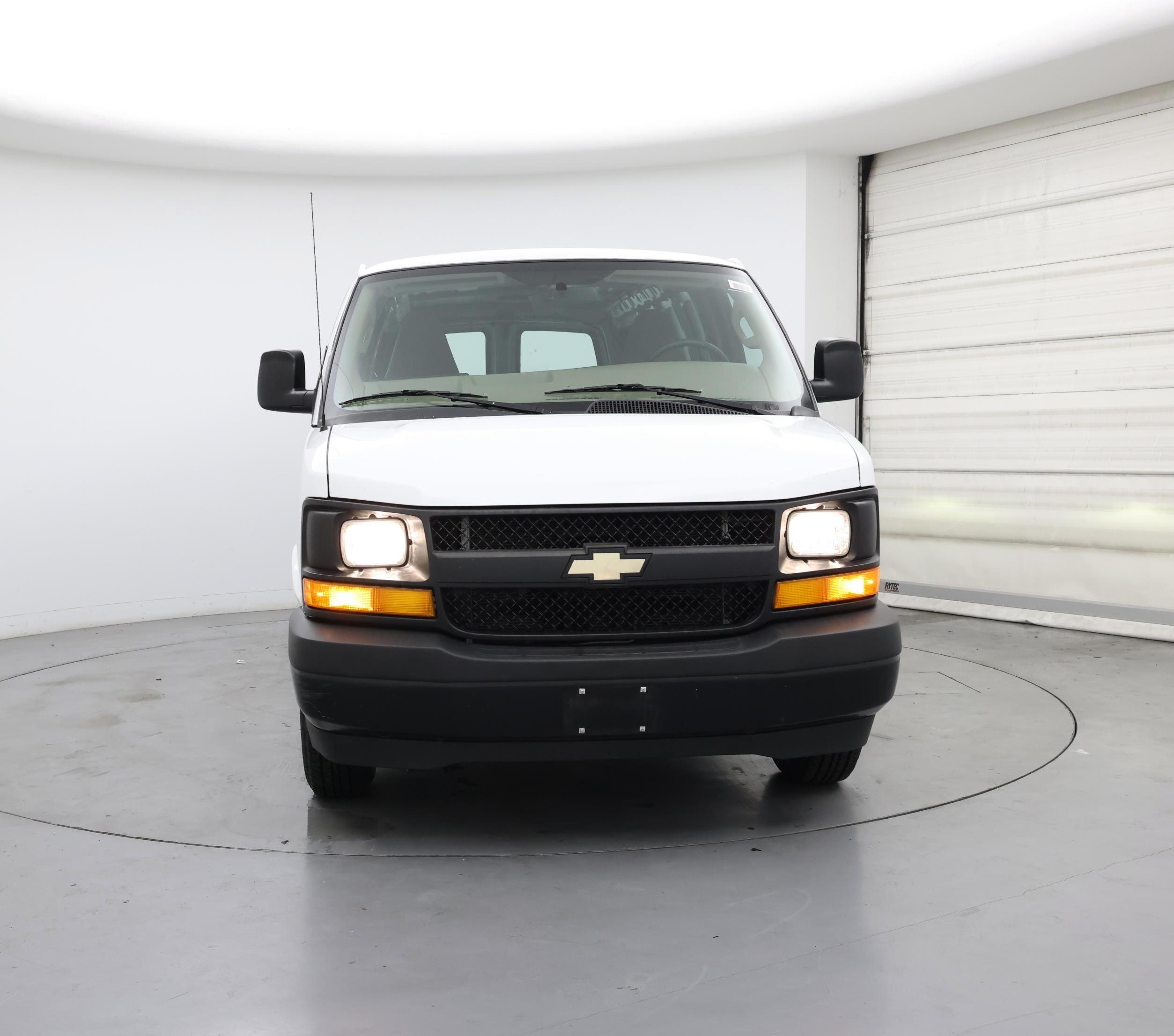 Thumbnail: 2017 Chevrolet Express - 5