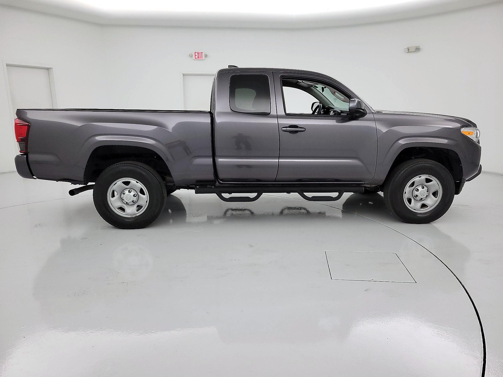 Thumbnail: 2023 Toyota Tacoma - 4