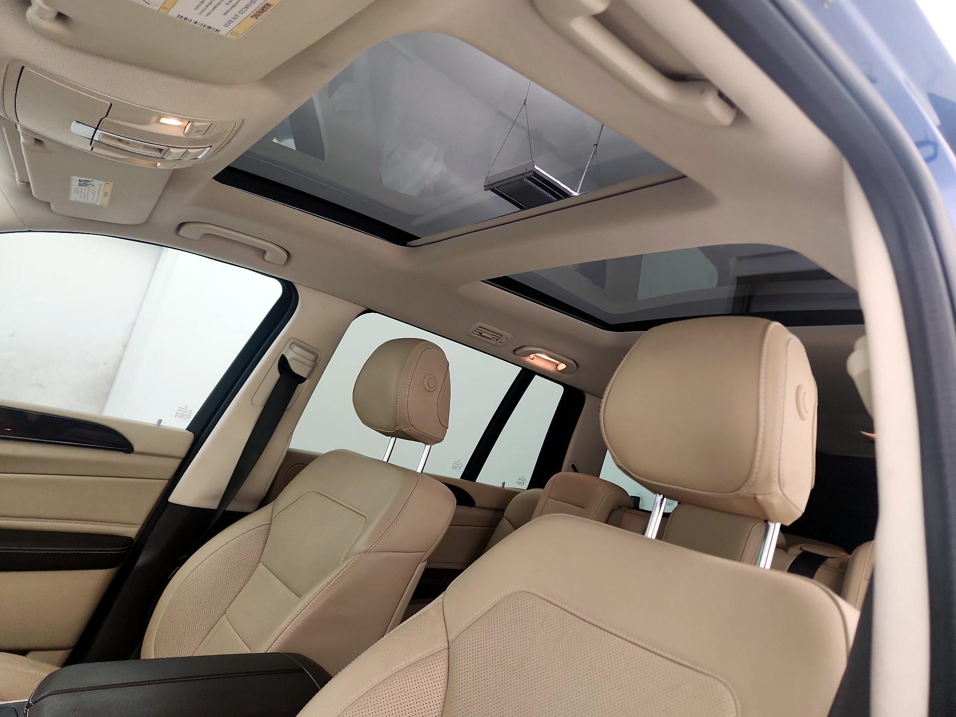 Thumbnail: 2017 Mercedes-Benz GLS - 20