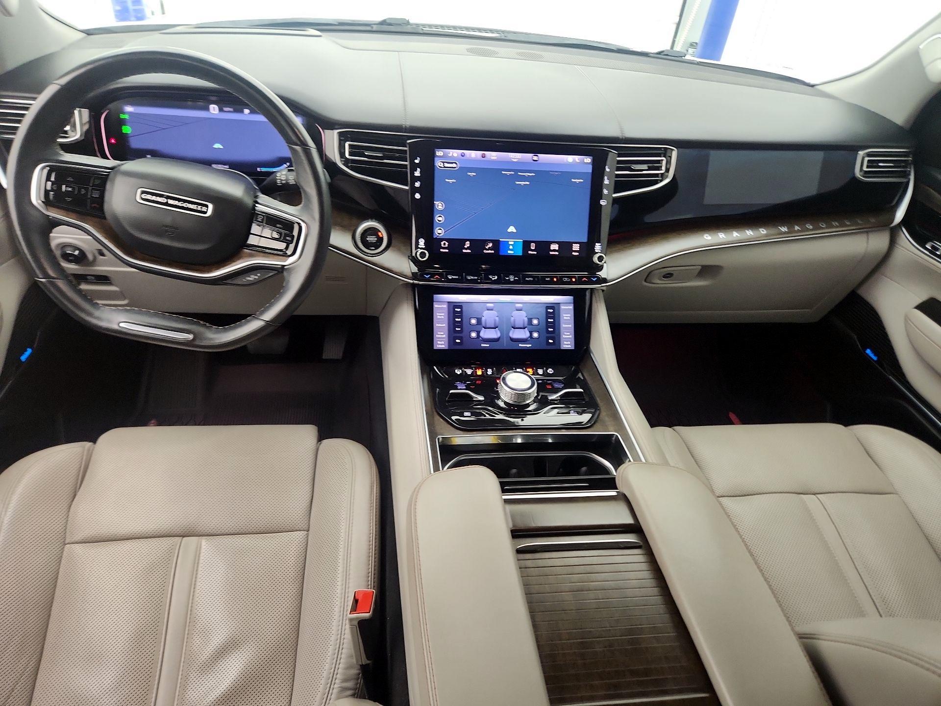 Thumbnail: 2022 Jeep Grand Wagoneer - 9