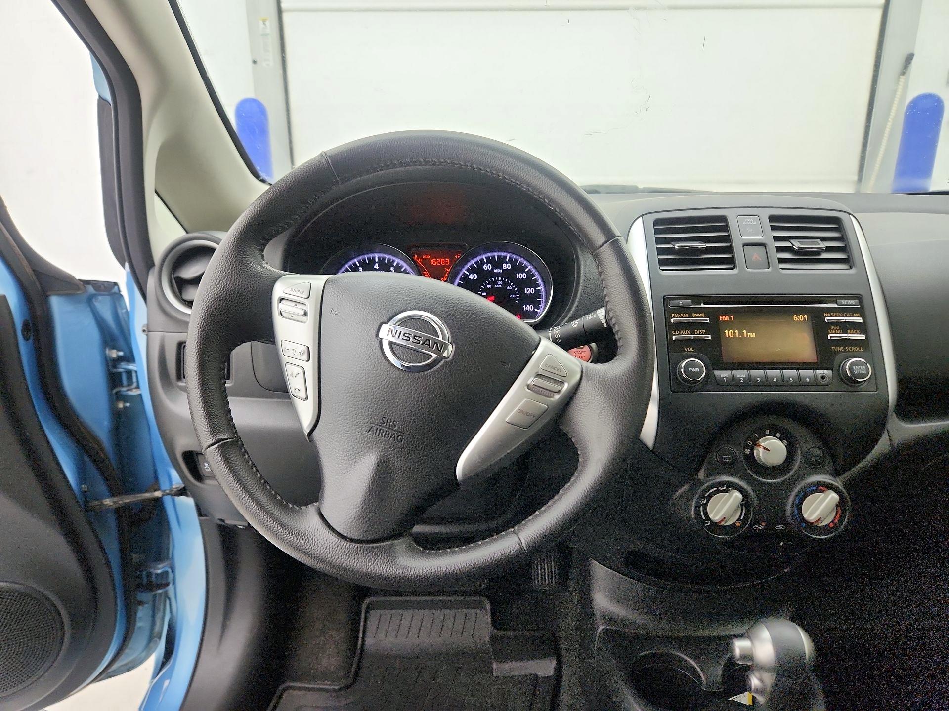 Thumbnail: 2014 Nissan Versa Note - 10