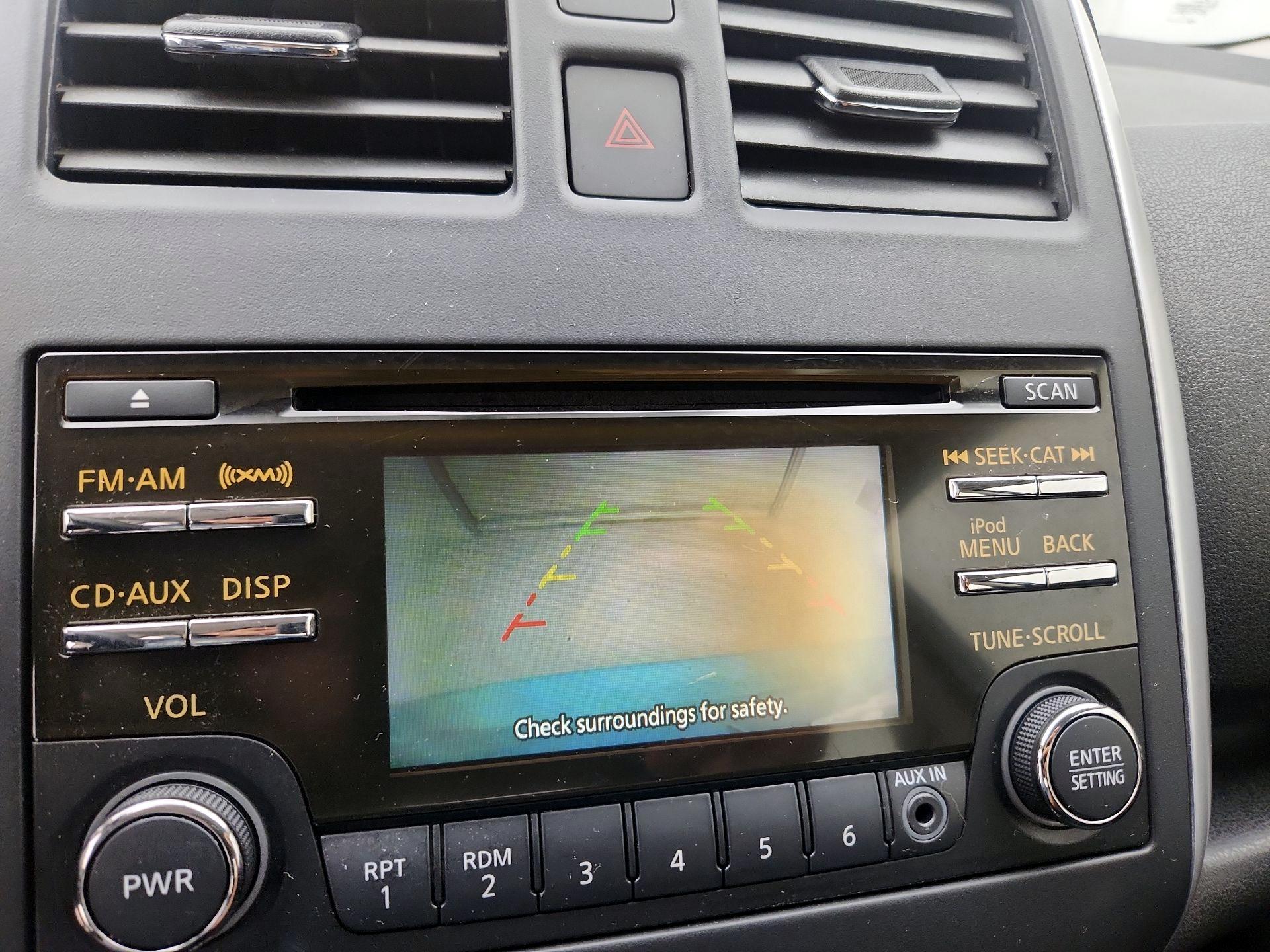 Thumbnail: 2014 Nissan Versa Note - 14