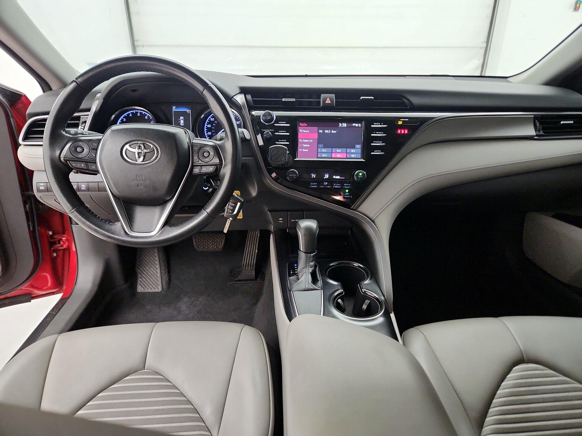 Thumbnail: 2019 Toyota Camry - 9