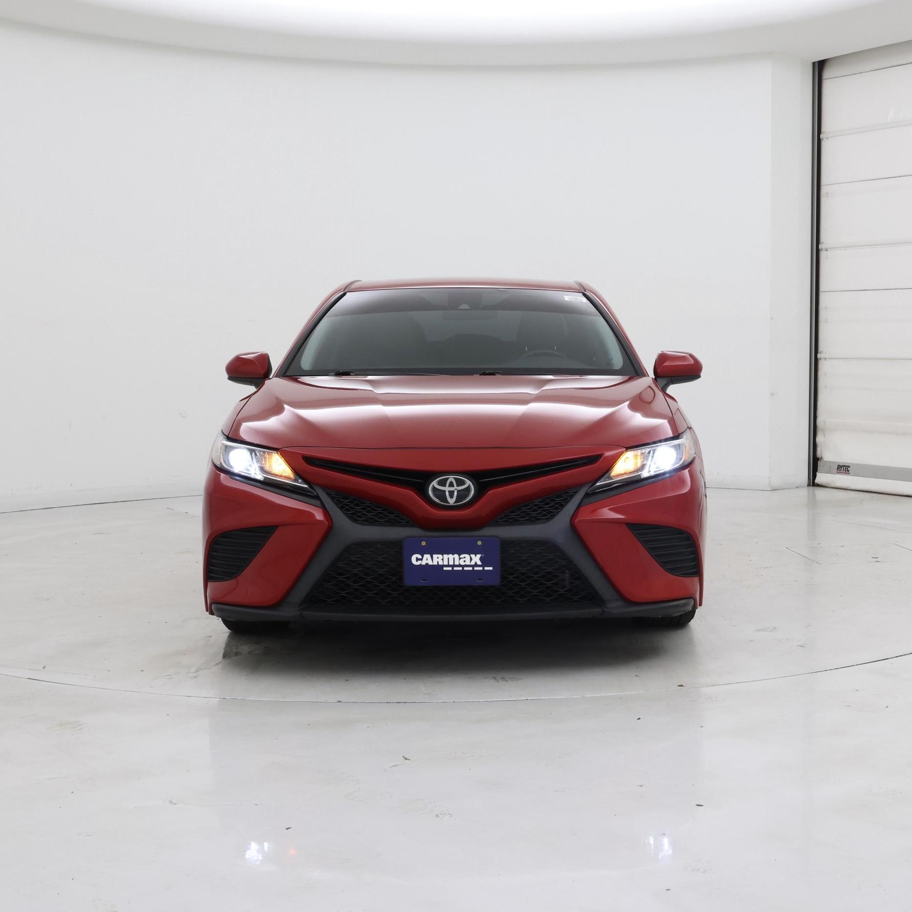 Thumbnail: 2019 Toyota Camry - 5