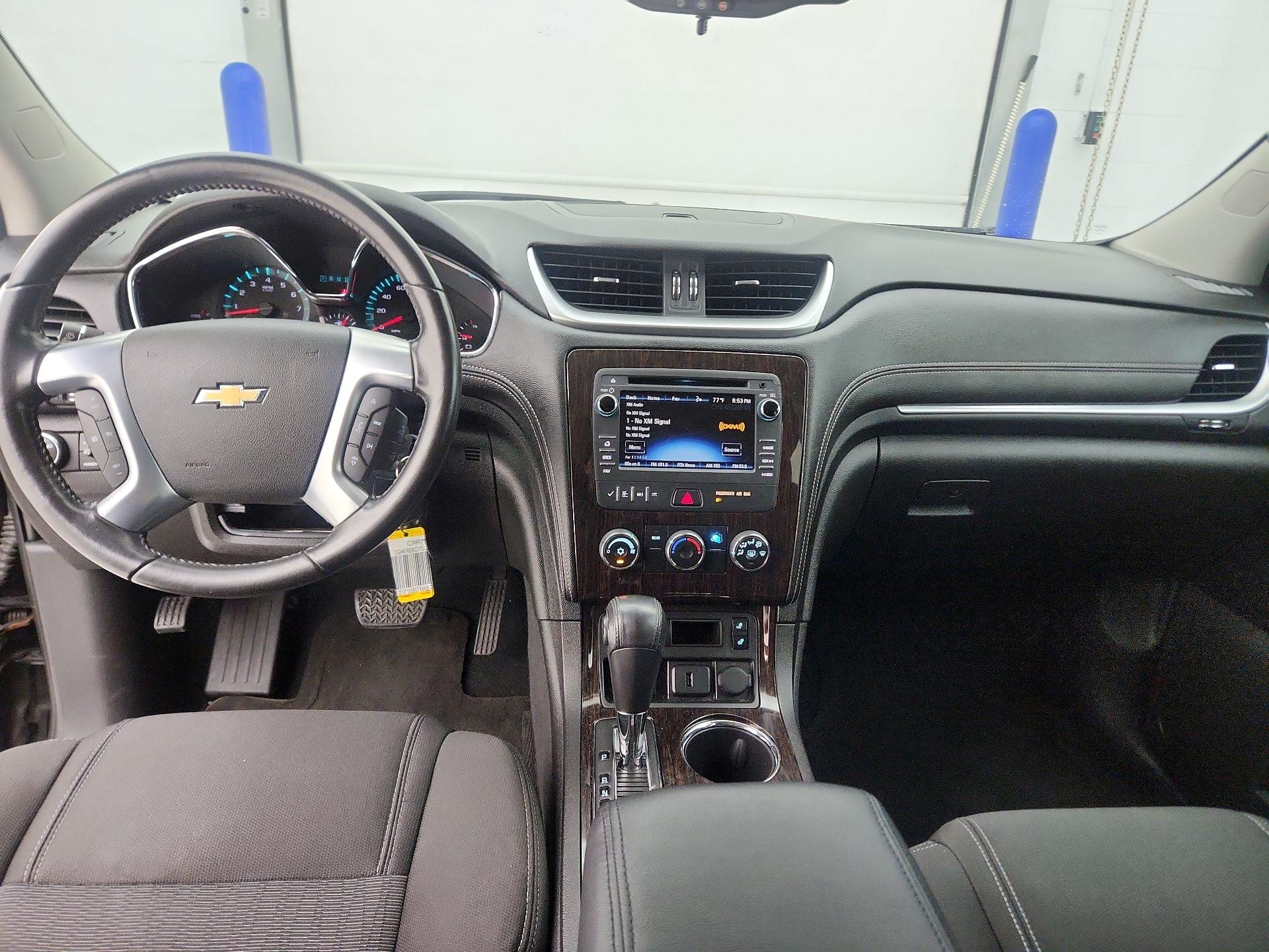 Thumbnail: 2016 Chevrolet Traverse - 9