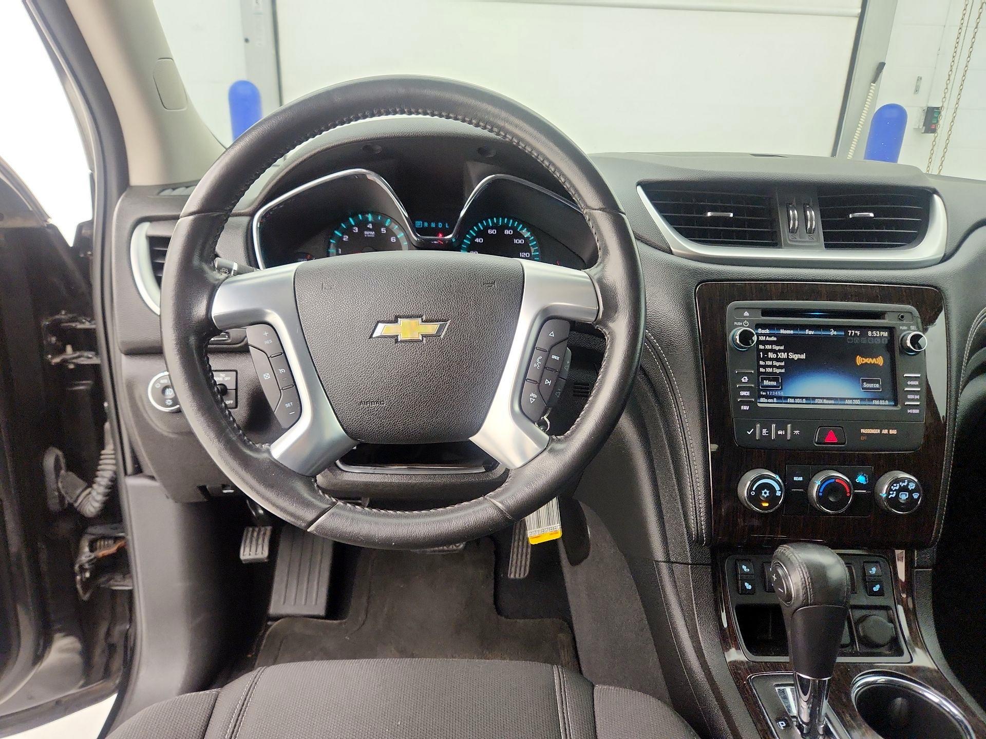 Thumbnail: 2016 Chevrolet Traverse - 10