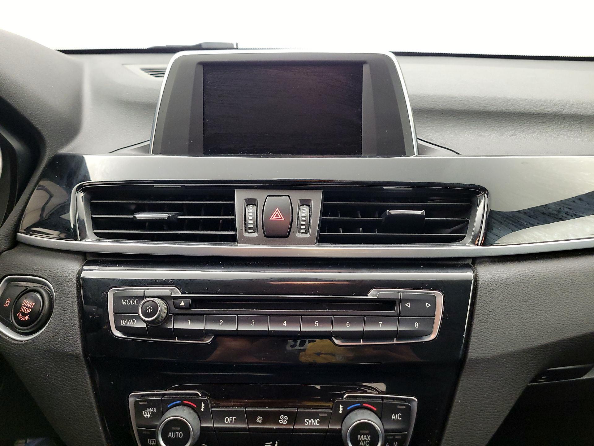 Thumbnail: 2017 BMW X1 - 13