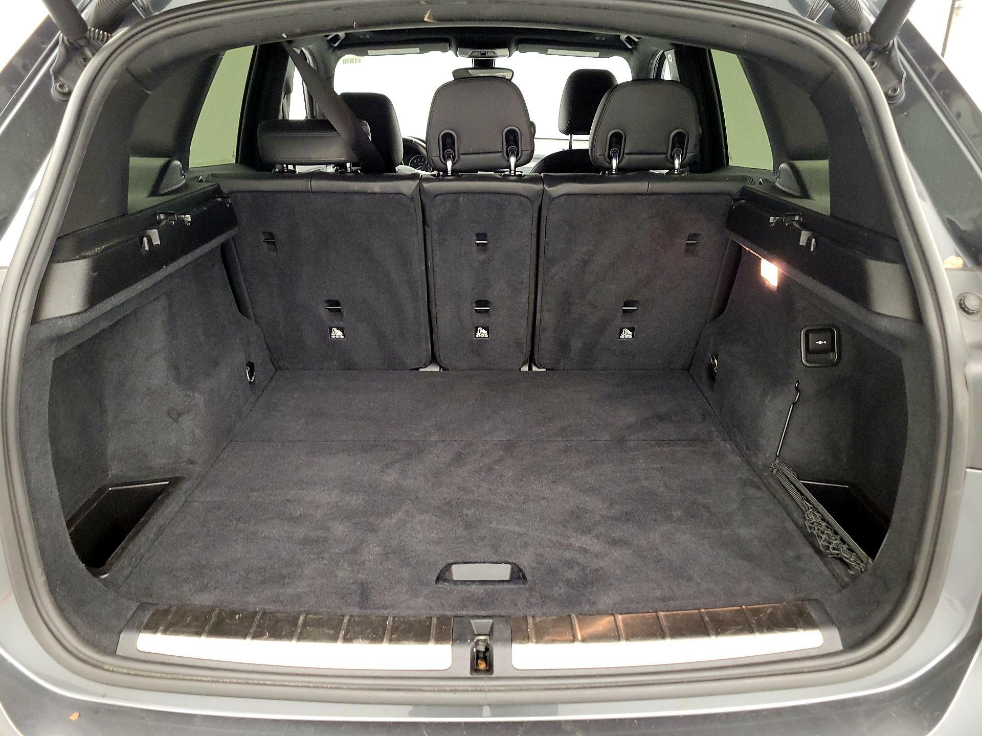 Thumbnail: 2017 BMW X1 - 16