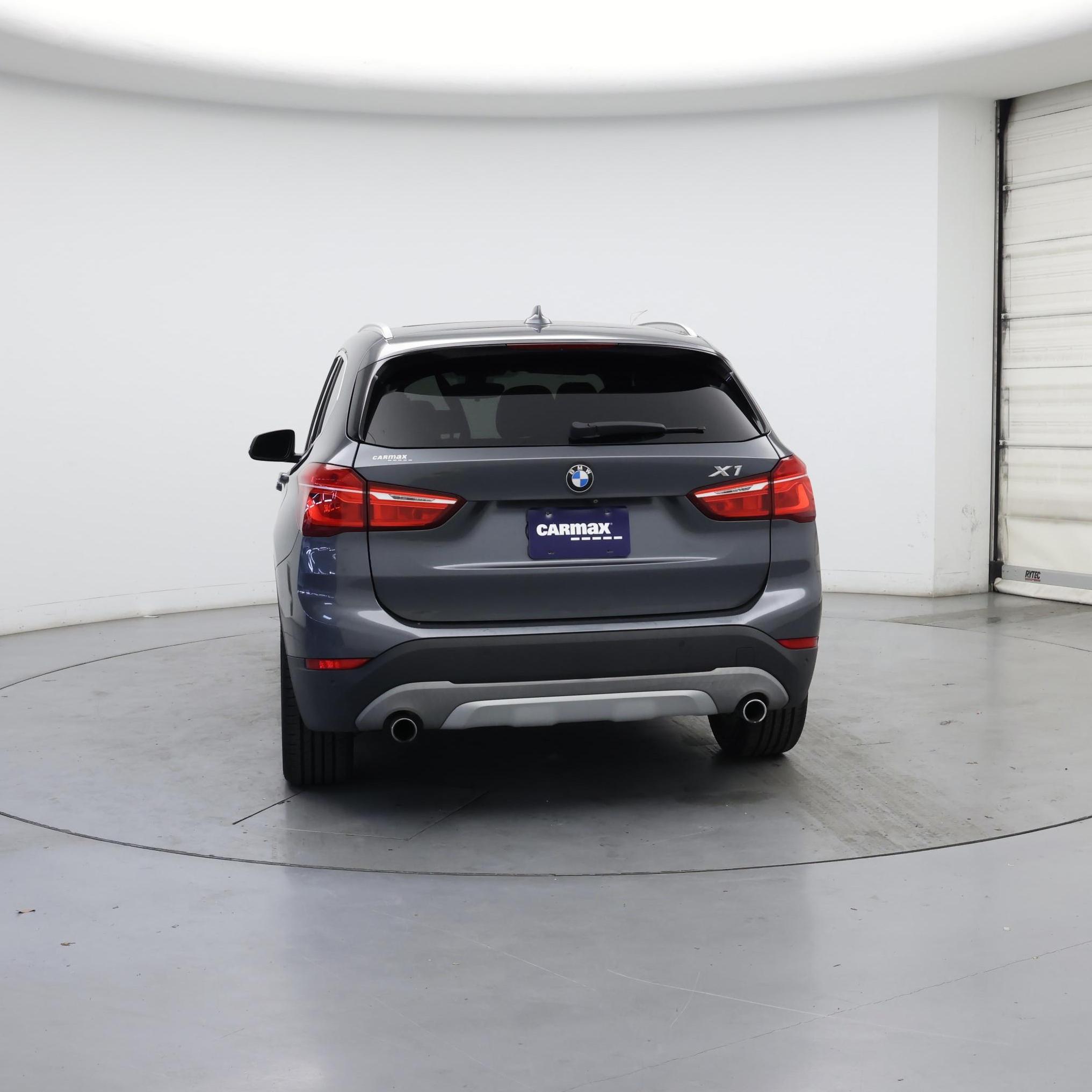 Thumbnail: 2017 BMW X1 - 6