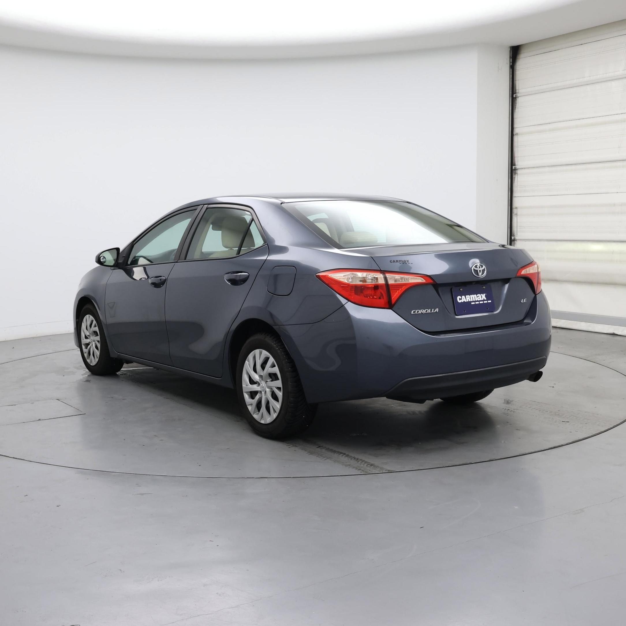 Thumbnail: 2018 Toyota Corolla - 2