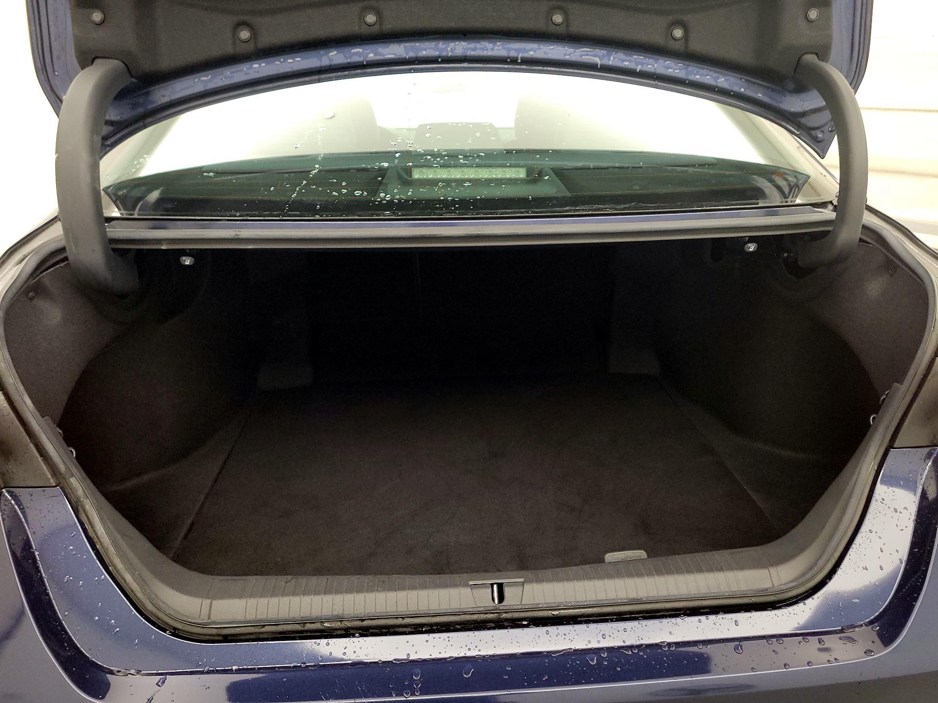 Thumbnail: 2019 Toyota Avalon - 16