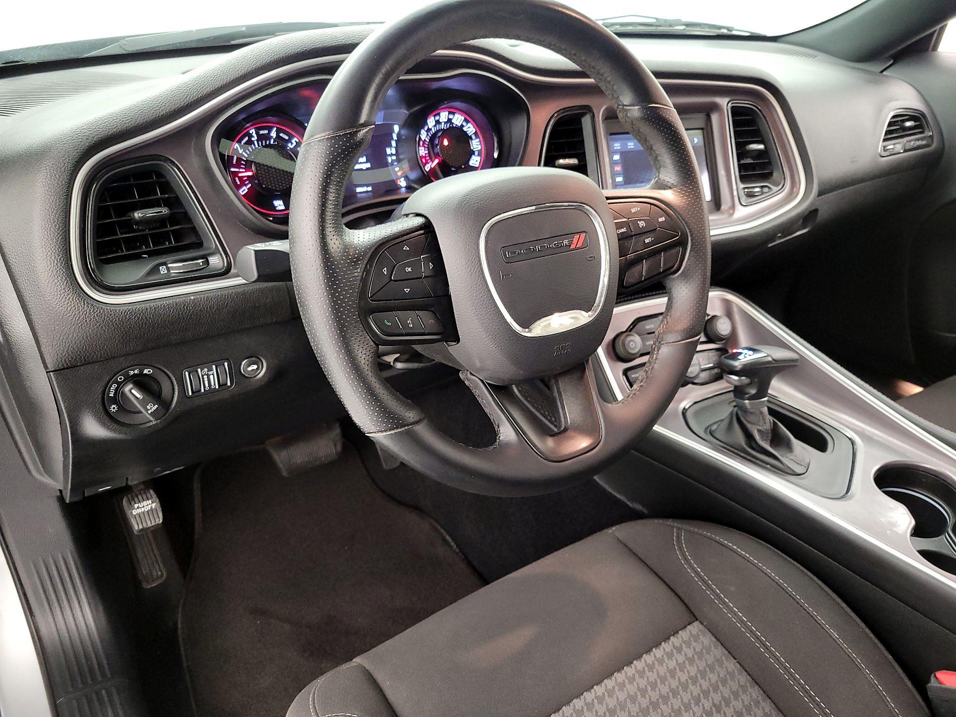 Thumbnail: 2022 Dodge Challenger - 9