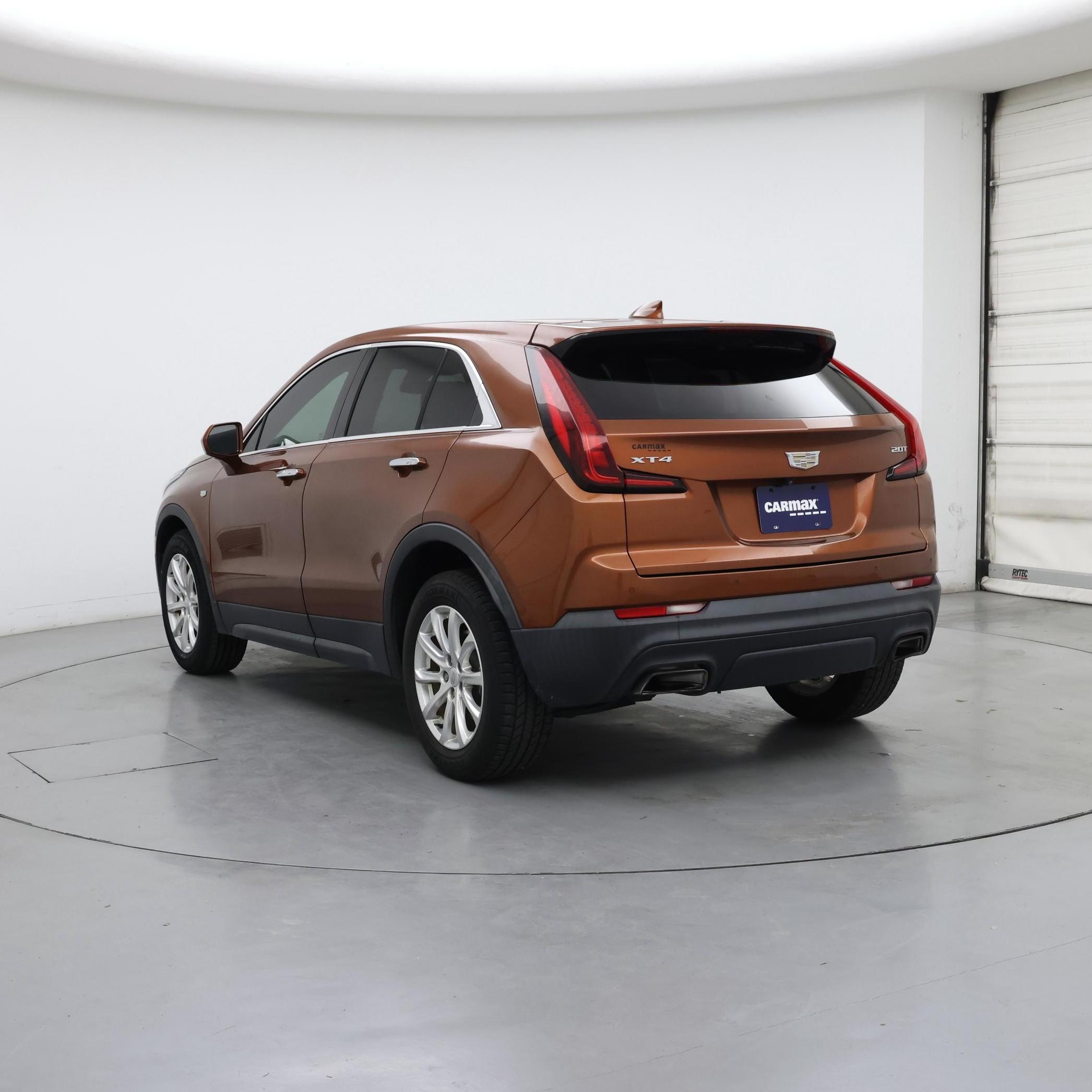 Thumbnail: 2019 Cadillac XT4 - 2