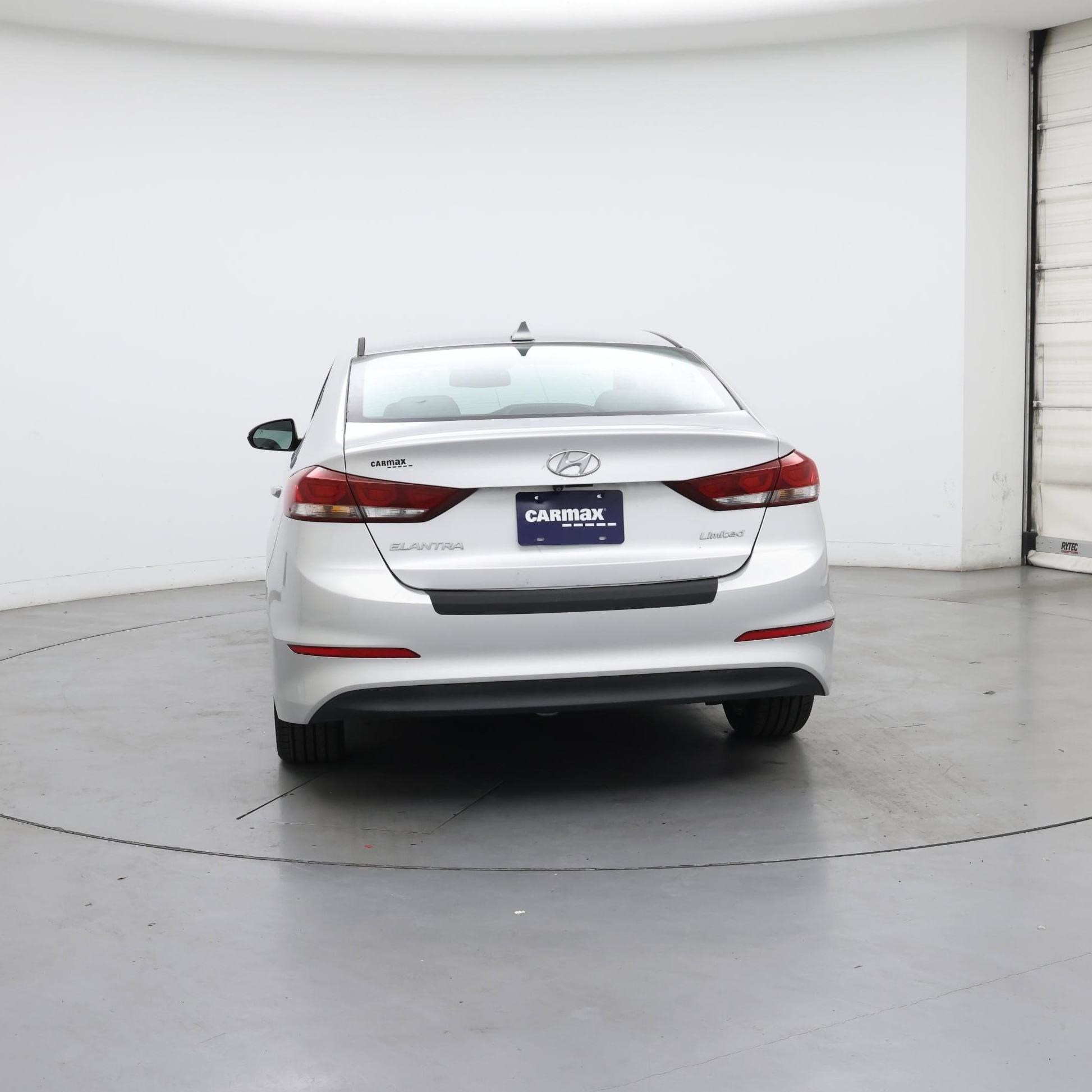 Thumbnail: 2017 Hyundai Elantra - 6