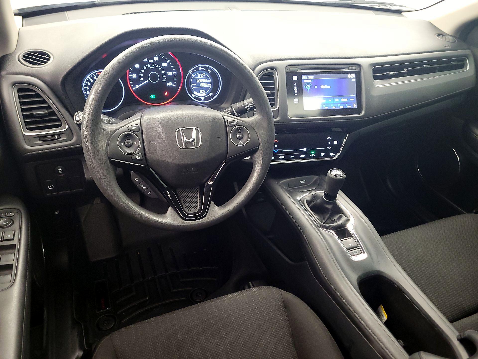 Thumbnail: 2016 Honda HR-V - 9