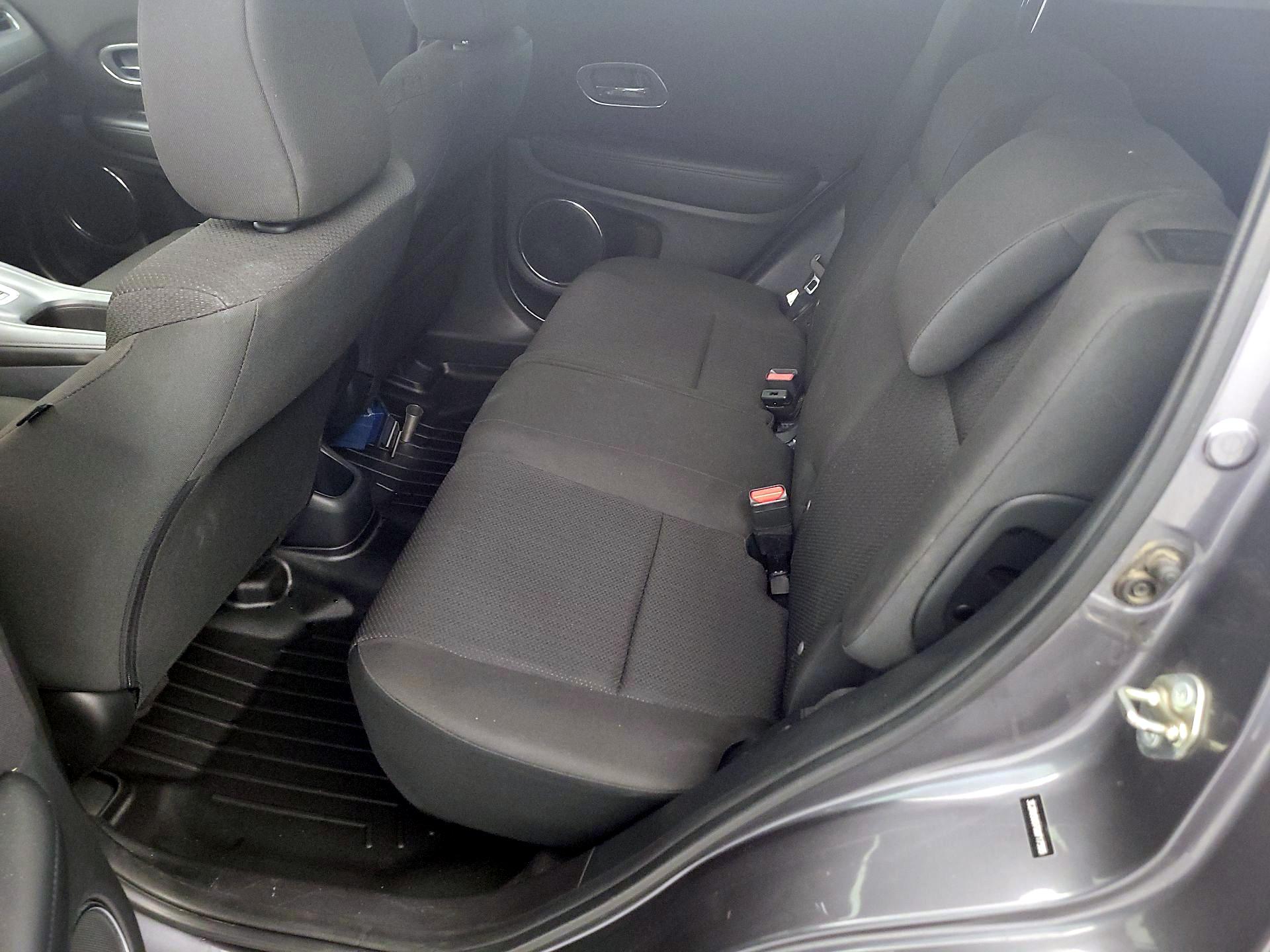 Thumbnail: 2016 Honda HR-V - 20