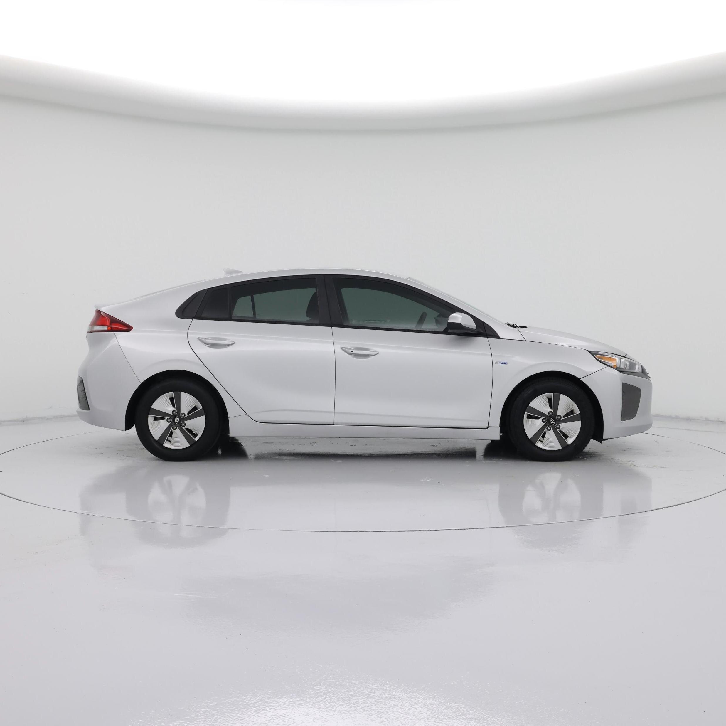 Thumbnail: 2019 Hyundai Ioniq - 7