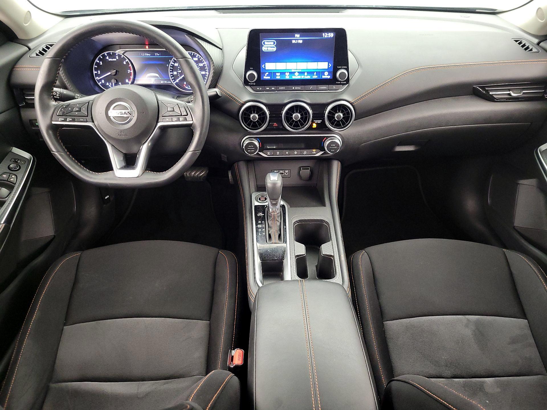 Thumbnail: 2021 Nissan Sentra - 9