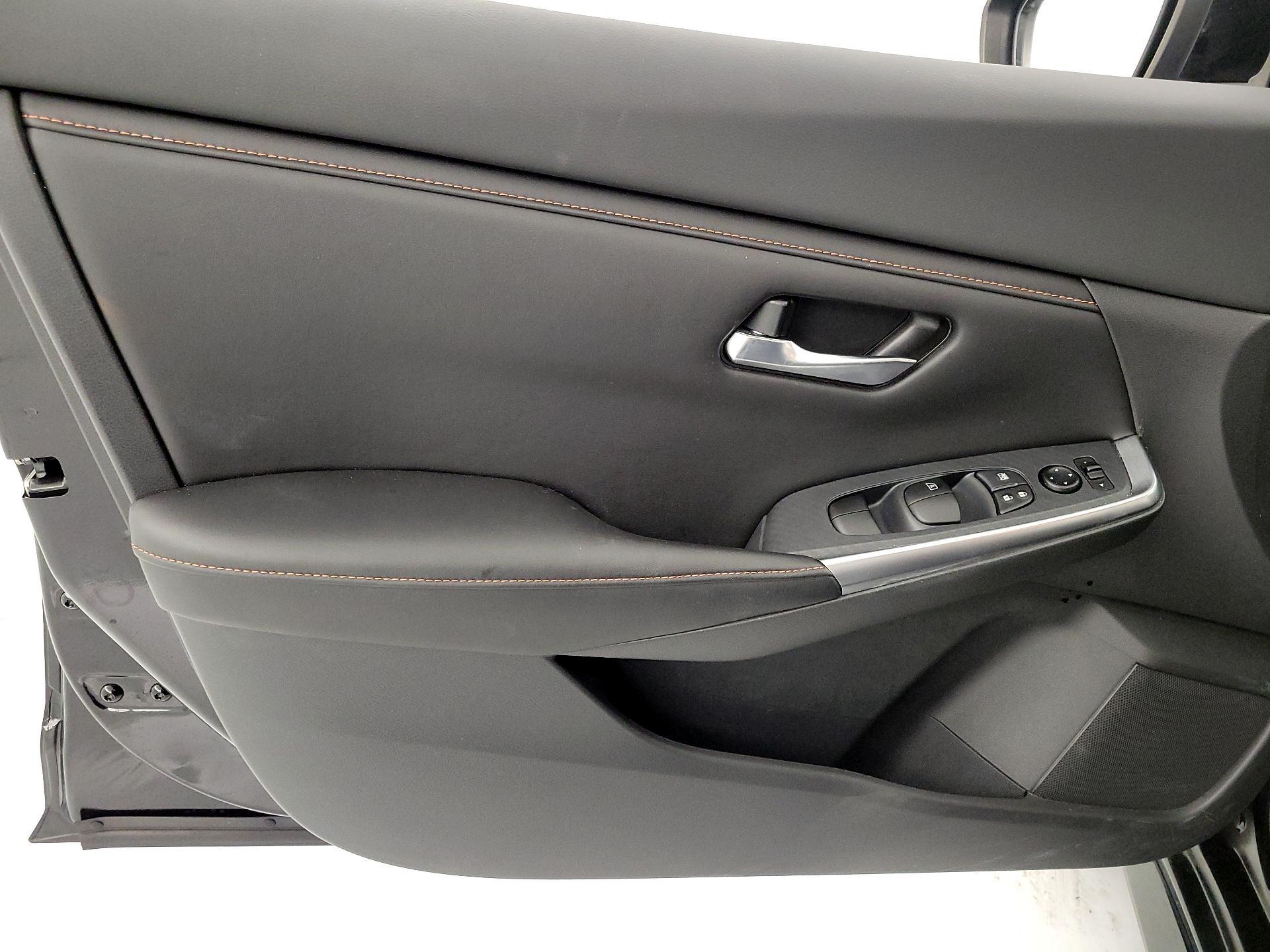 Thumbnail: 2021 Nissan Sentra - 12