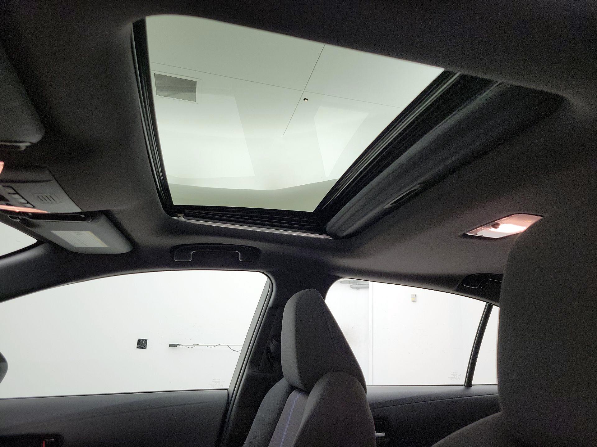 Thumbnail: 2021 Toyota Corolla - 19