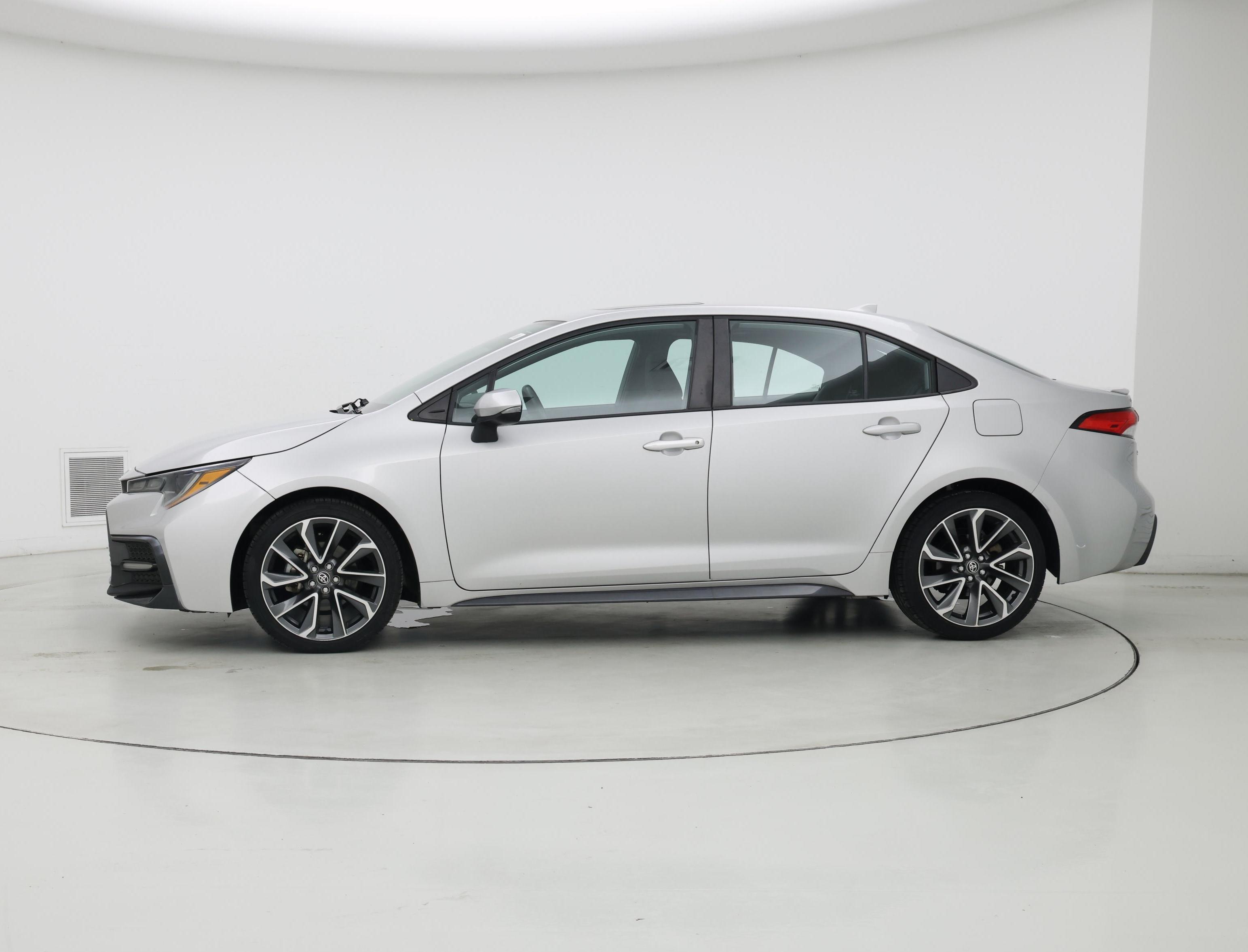 Thumbnail: 2021 Toyota Corolla - 3