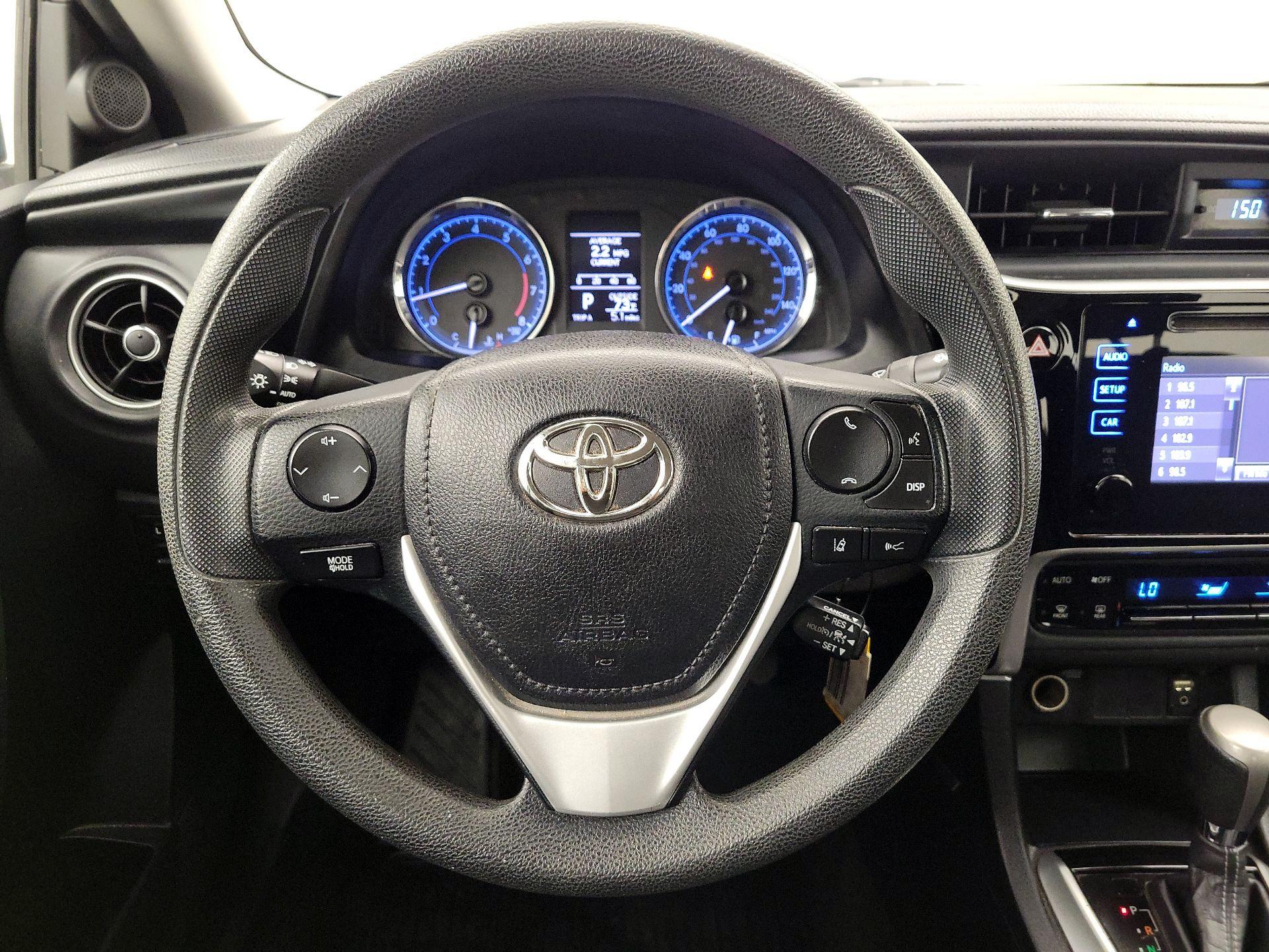 Thumbnail: 2017 Toyota Corolla - 10