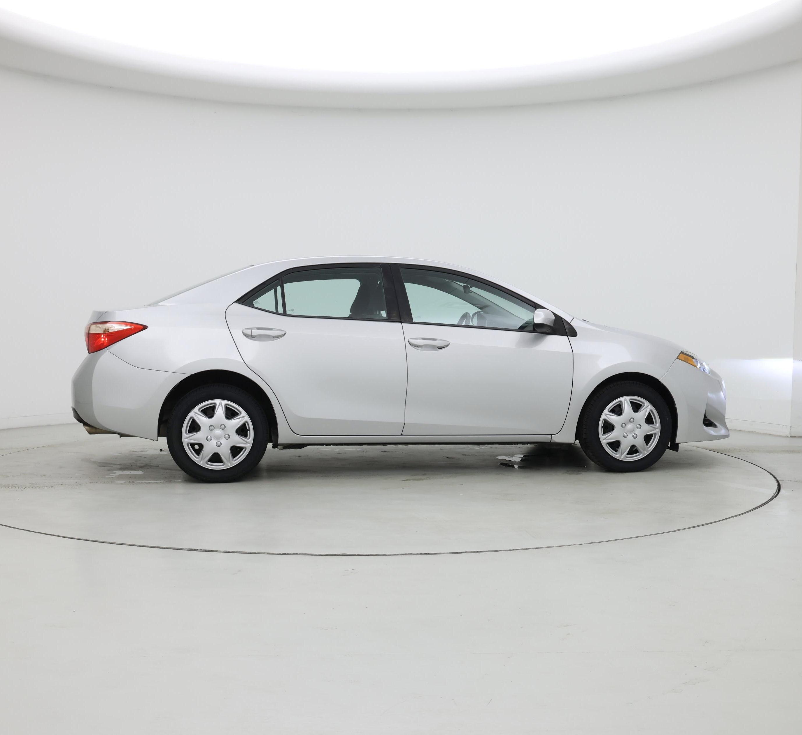 Thumbnail: 2017 Toyota Corolla - 7