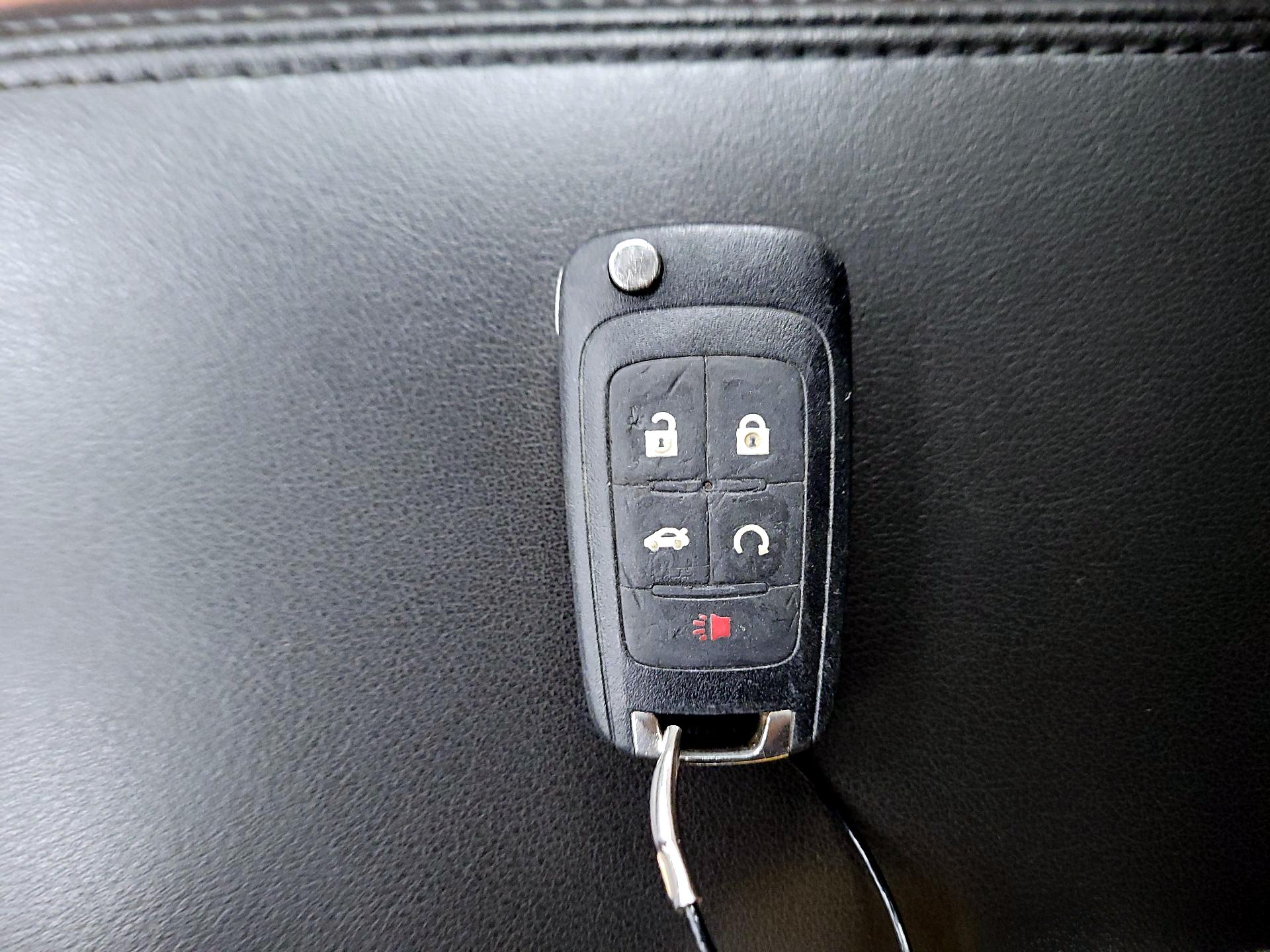 Thumbnail: 2017 GMC Terrain - 18