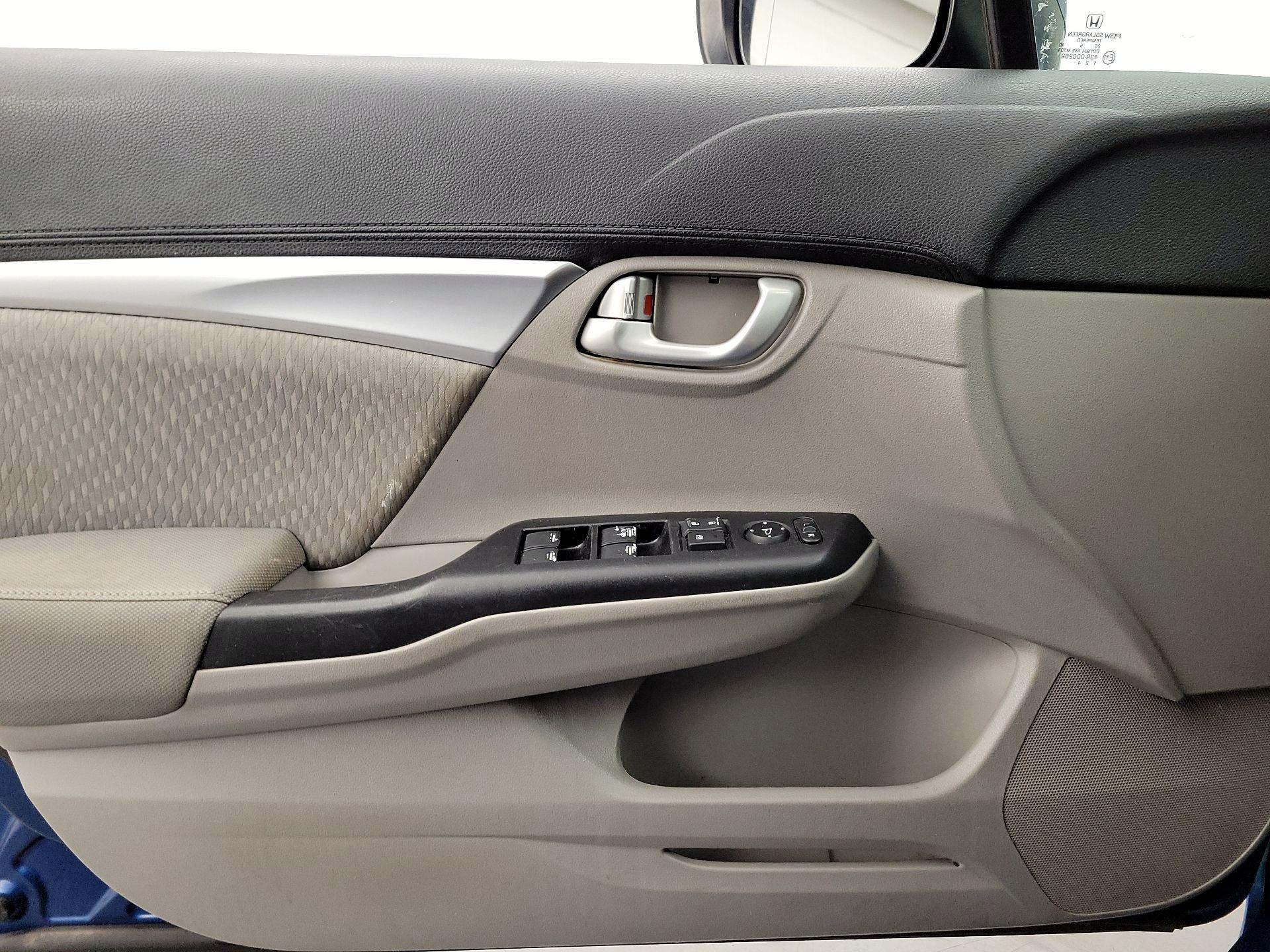 Thumbnail: 2015 Honda Civic - 12