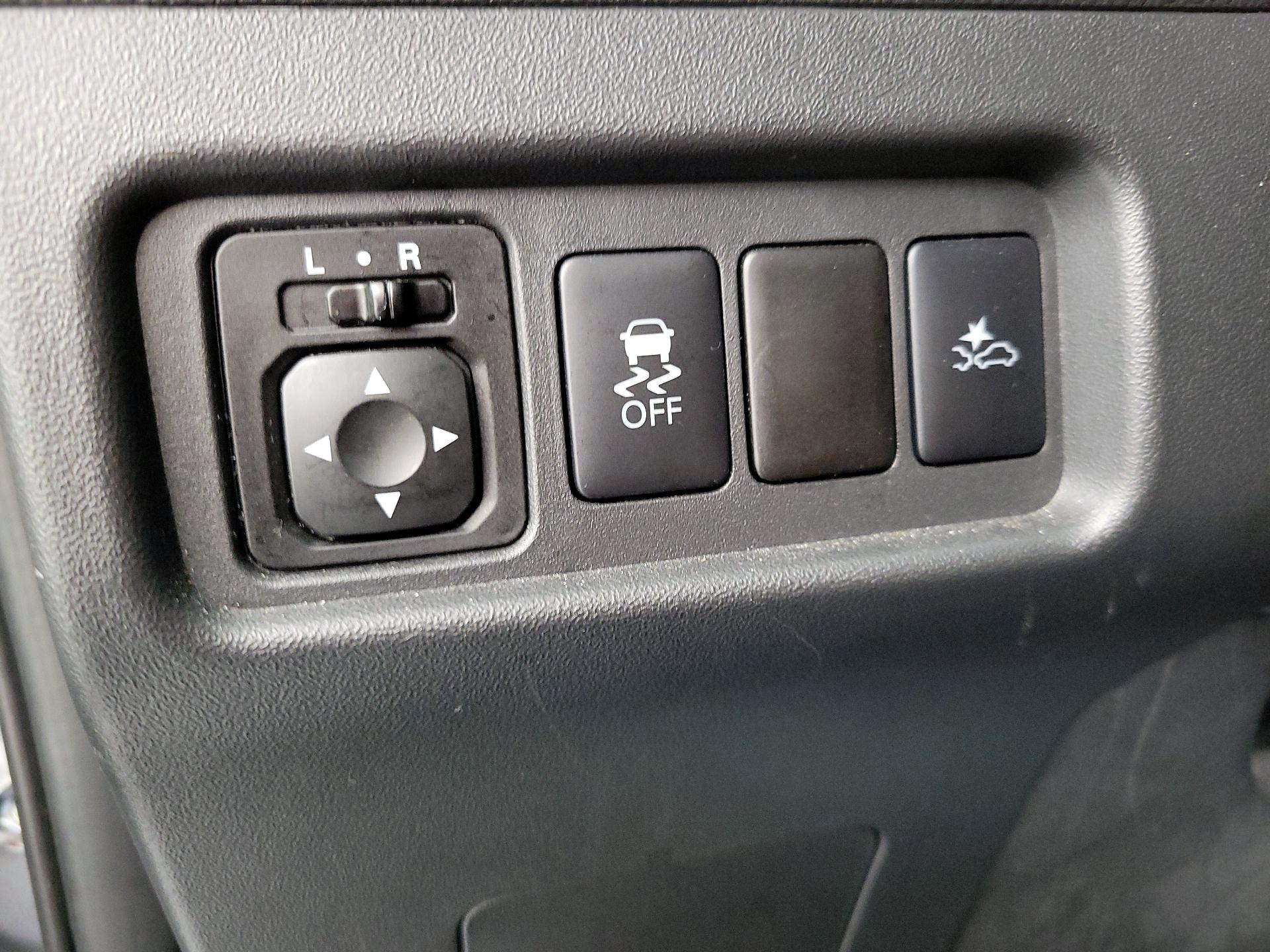 Thumbnail: 2021 Mitsubishi Mirage - 13