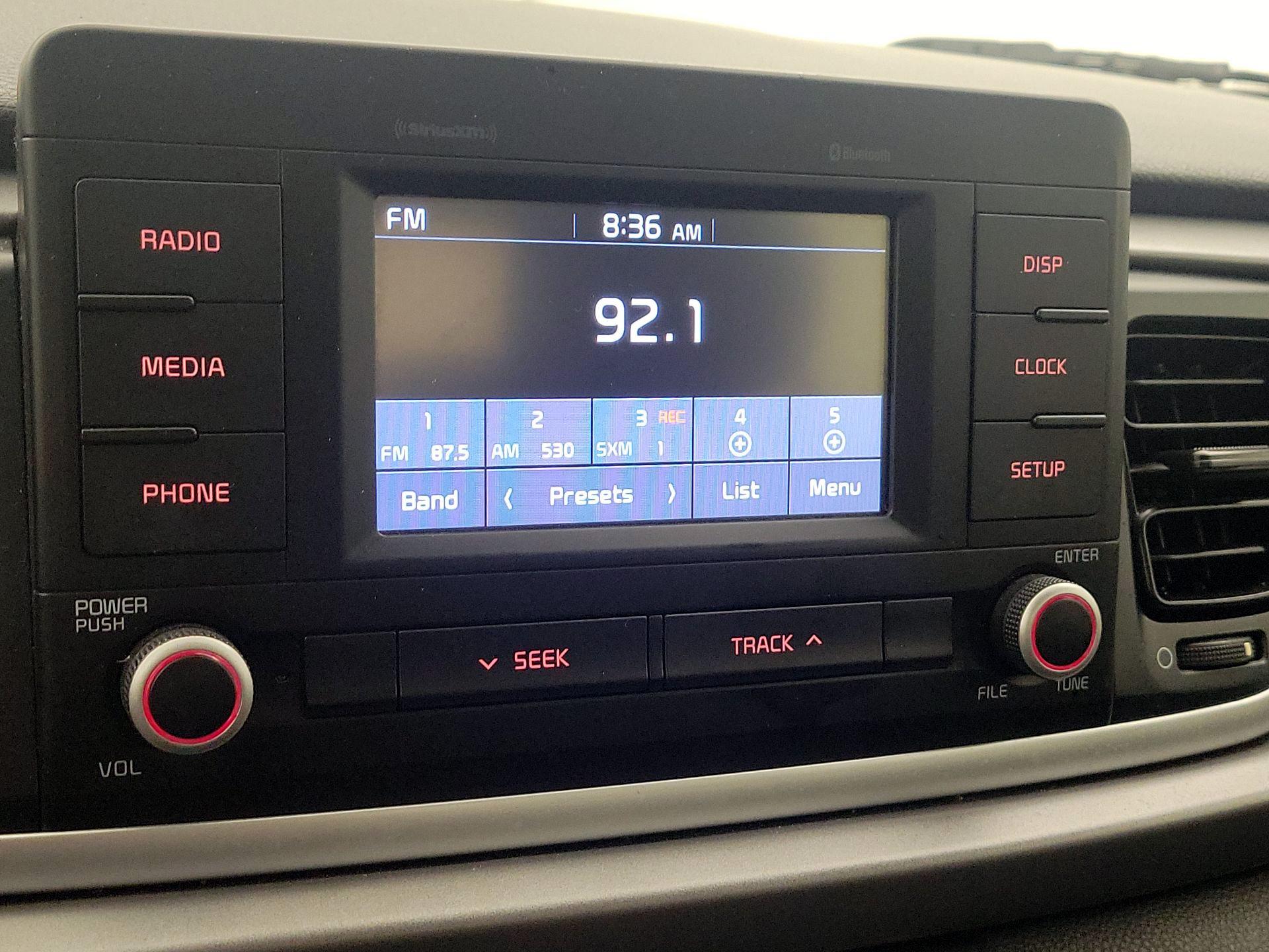 Thumbnail: 2018 Kia Rio - 15