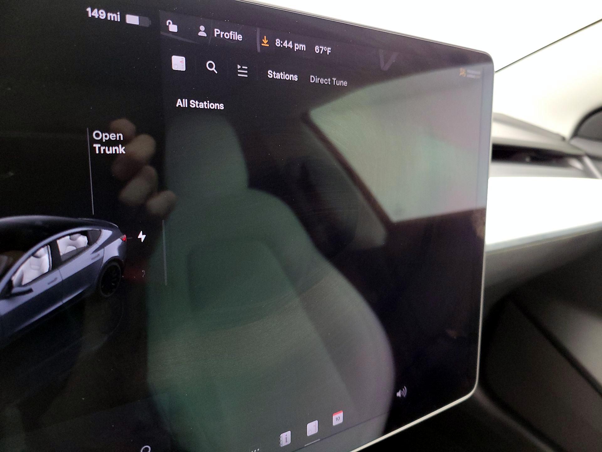 Thumbnail: 2022 Tesla Model 3 - 15