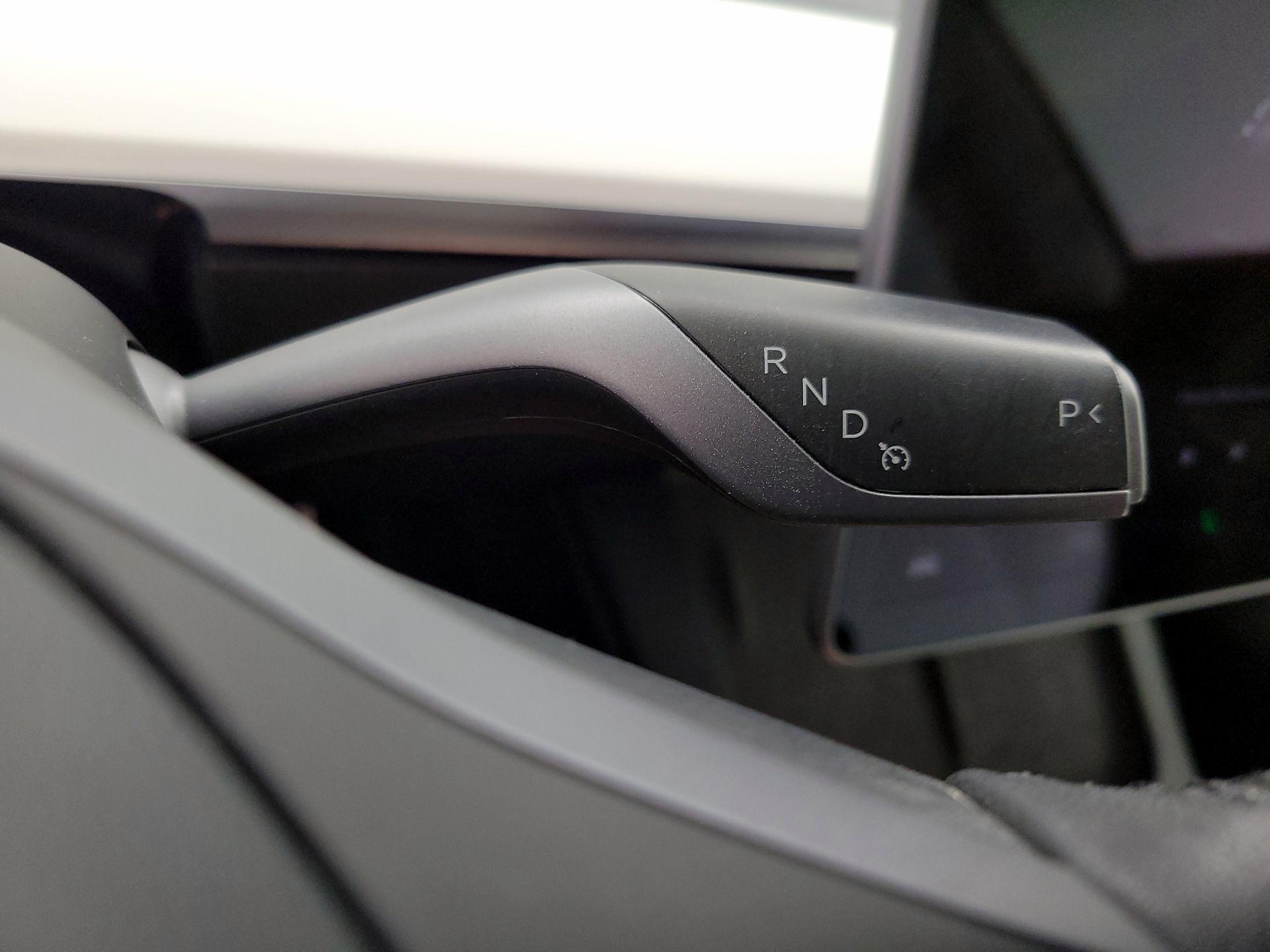 Thumbnail: 2022 Tesla Model 3 - 17