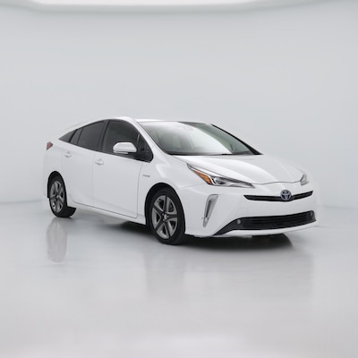 White 2022 Toyota Prius XLE