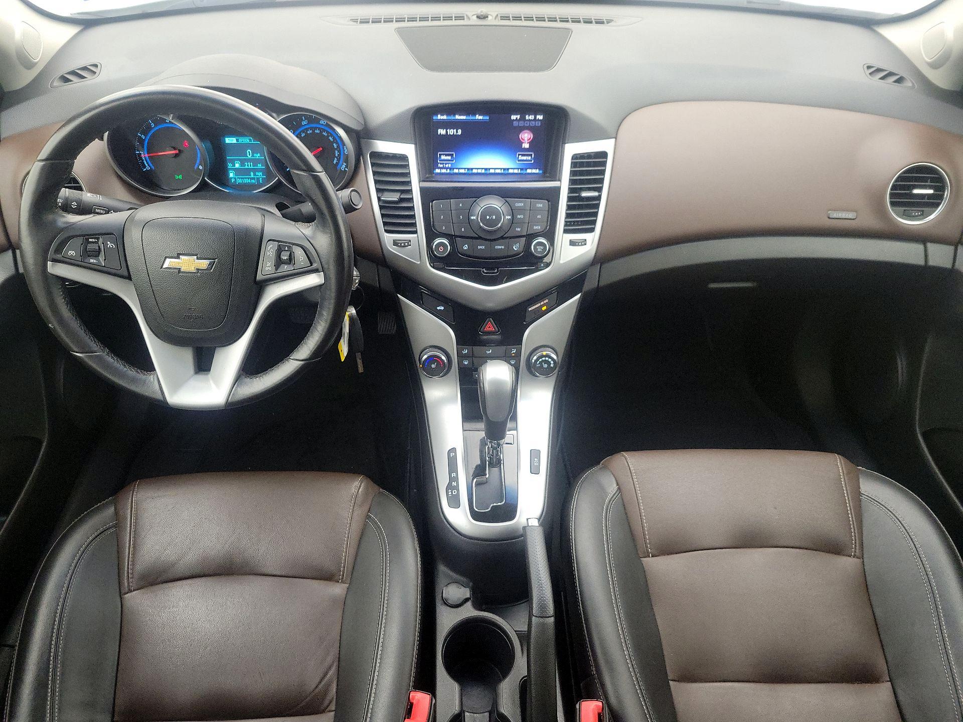 Thumbnail: 2015 Chevrolet Cruze - 9