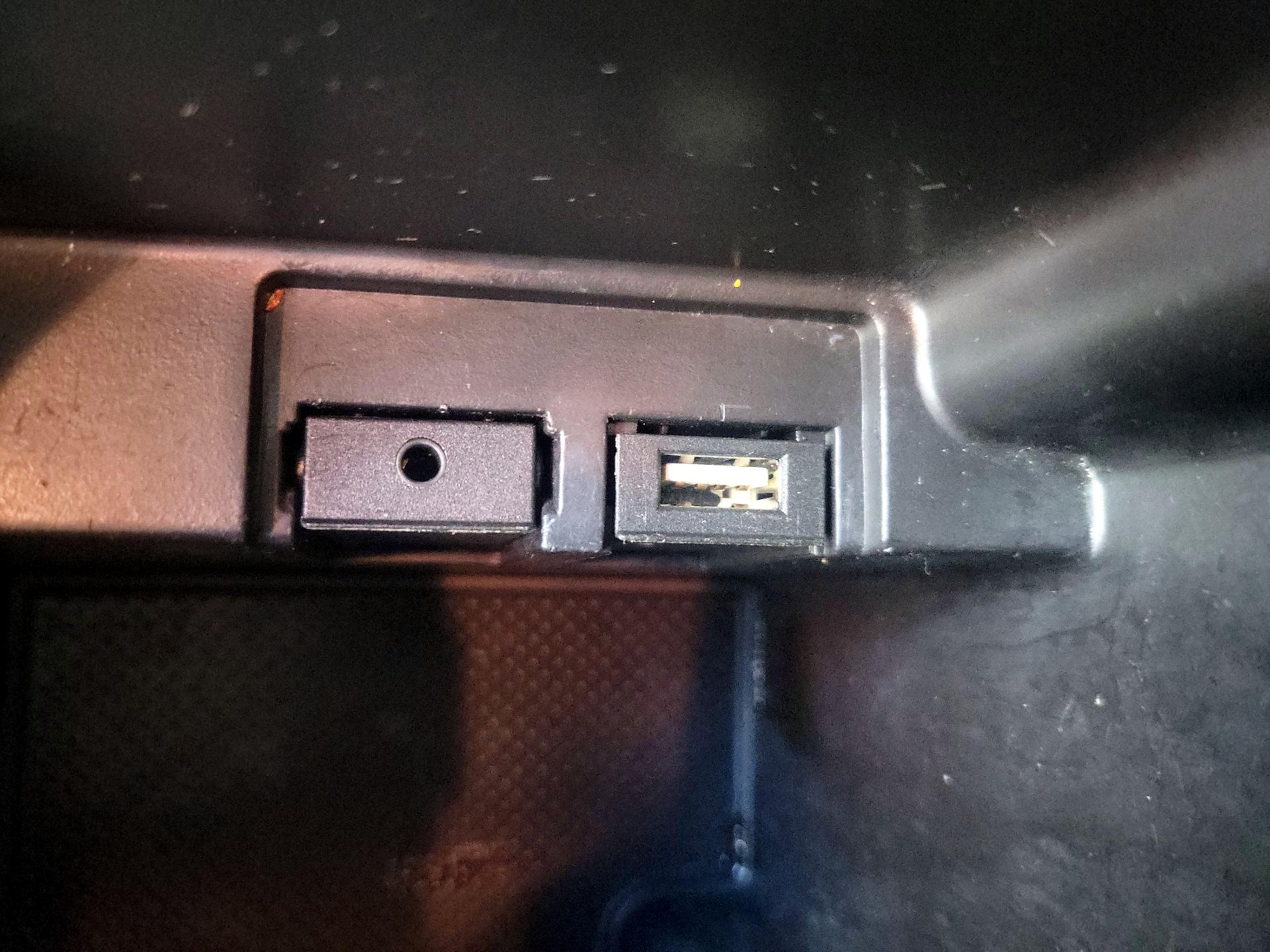 Thumbnail: 2015 Chevrolet Cruze - 17