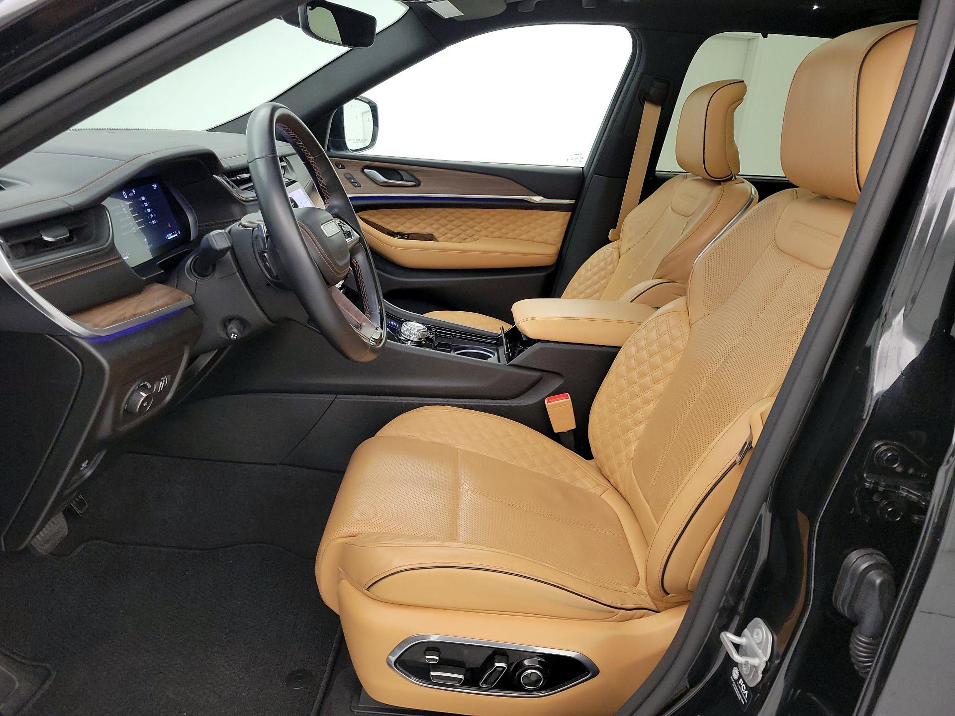 Thumbnail: 2021 Jeep Grand Cherokee L - 11