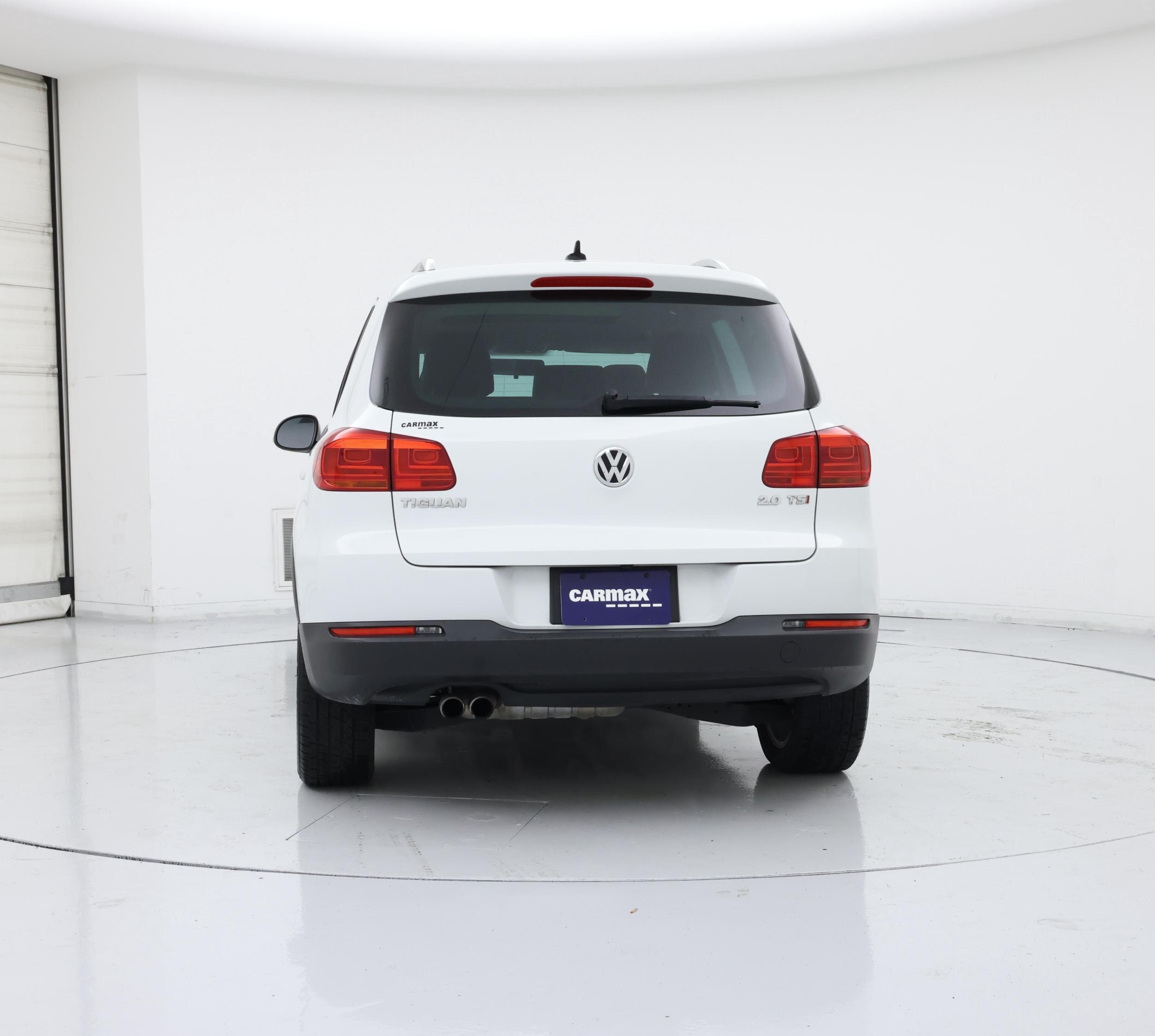 Thumbnail: 2015 Volkswagen Tiguan - 6