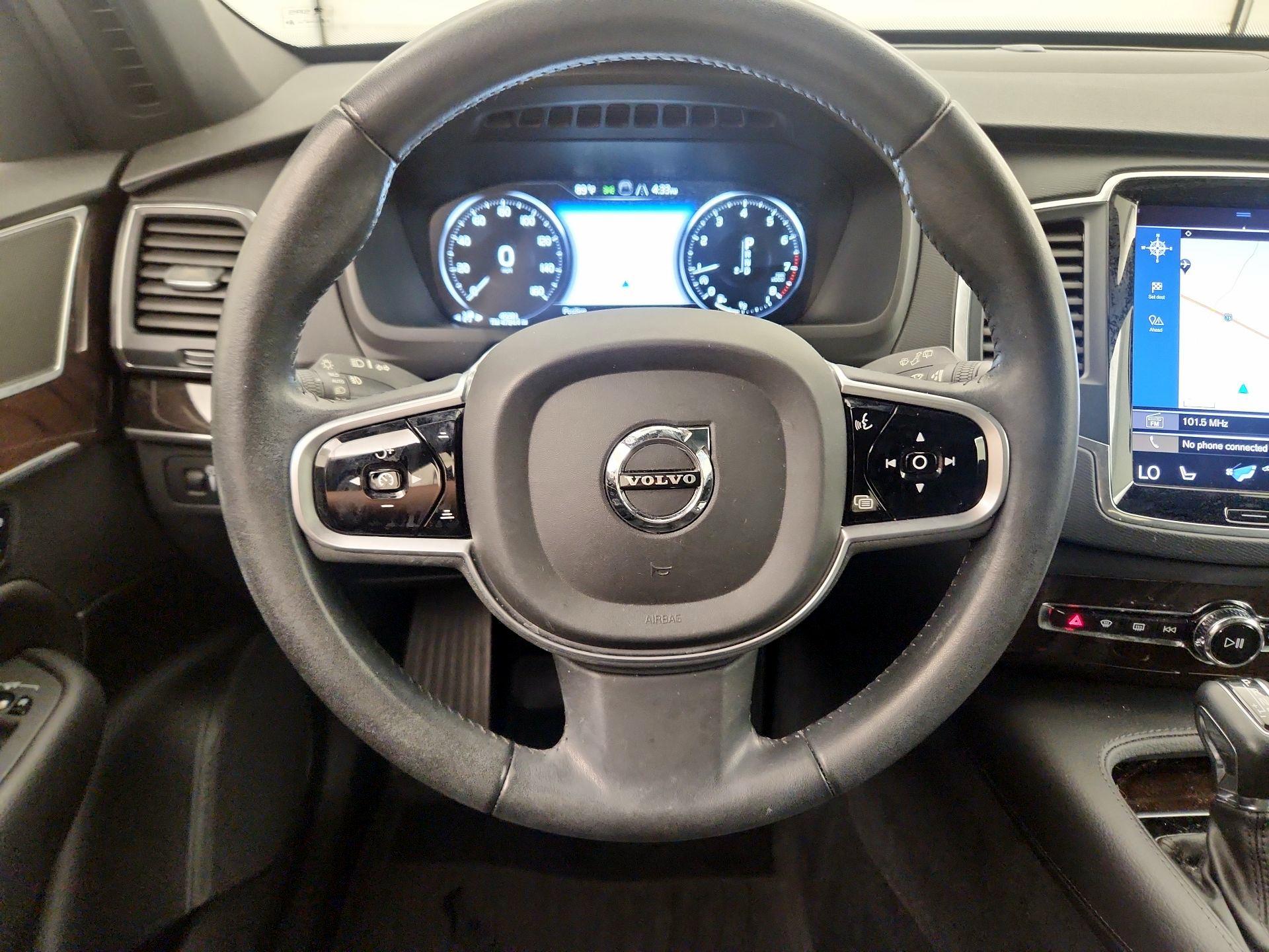 Thumbnail: 2019 Volvo XC90 - 10