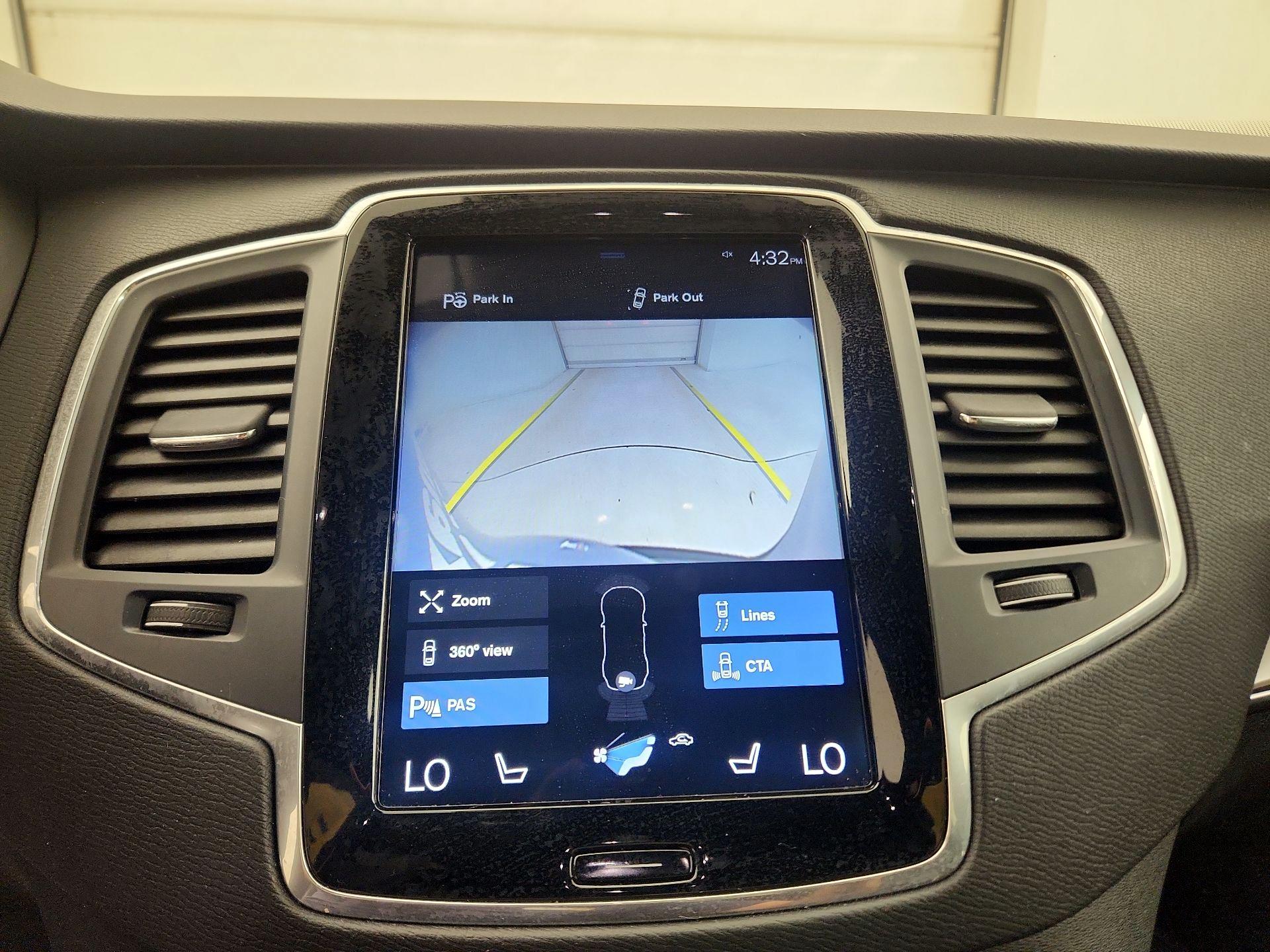 Thumbnail: 2019 Volvo XC90 - 15