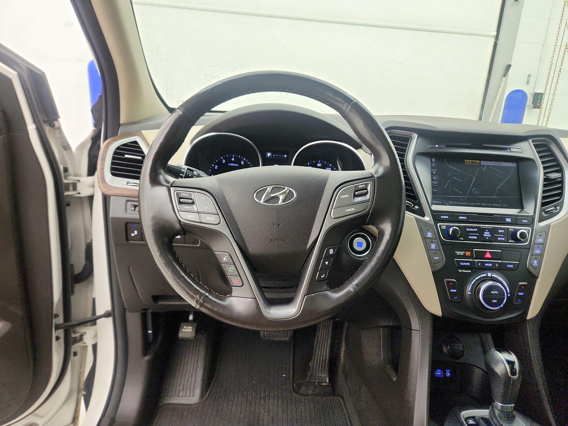 Thumbnail: 2017 Hyundai Santa Fe - 10