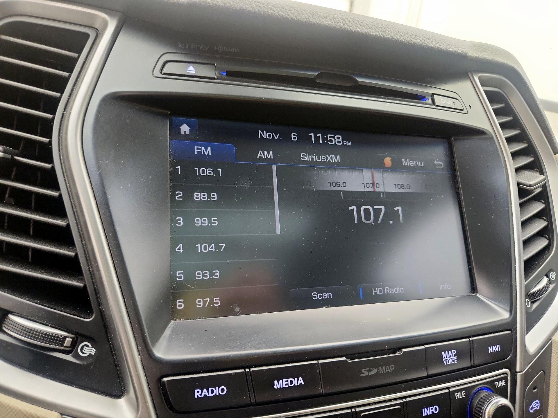 Thumbnail: 2017 Hyundai Santa Fe - 16