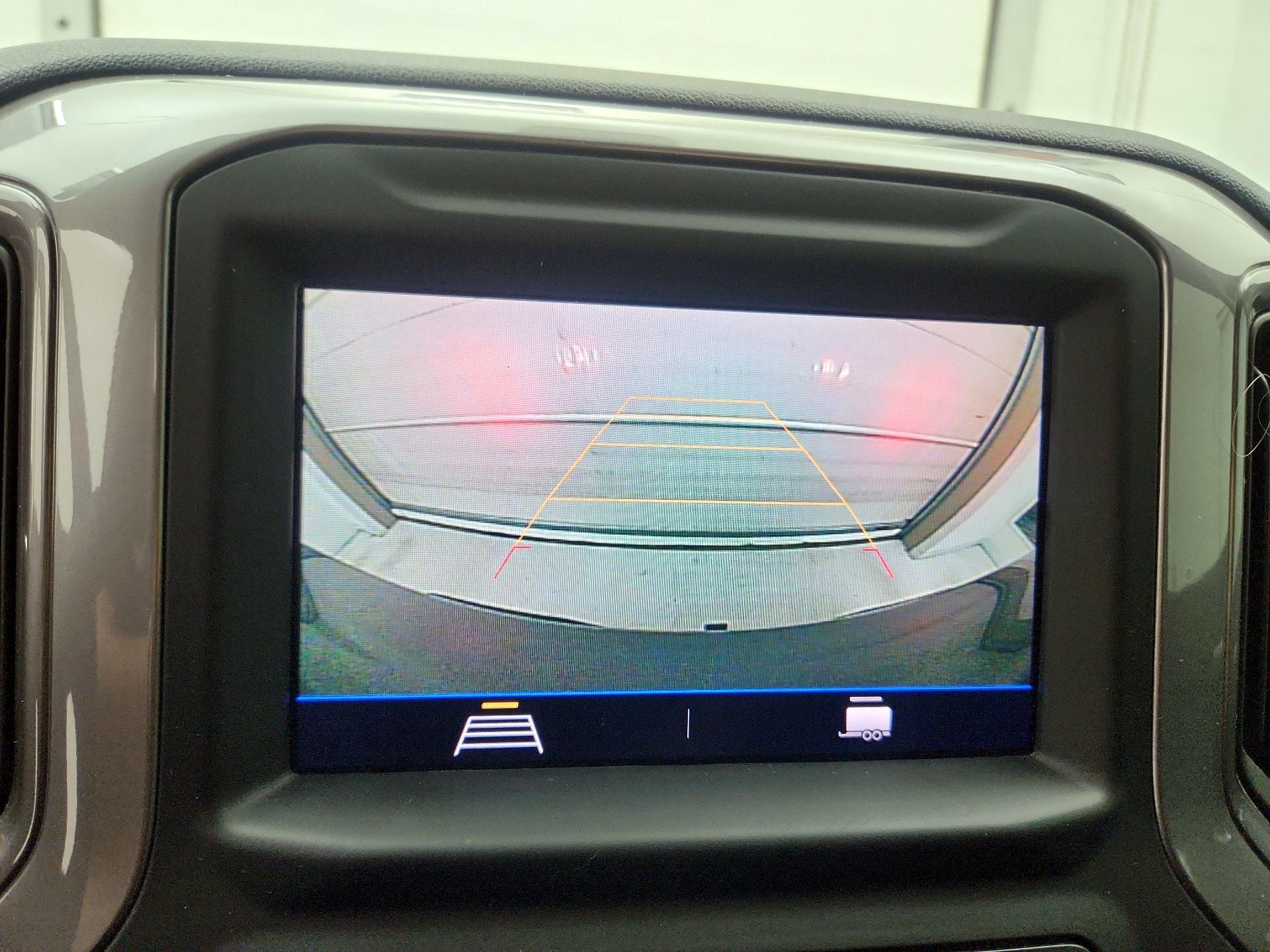 Thumbnail: 2021 Chevrolet Silverado 1500 - 14