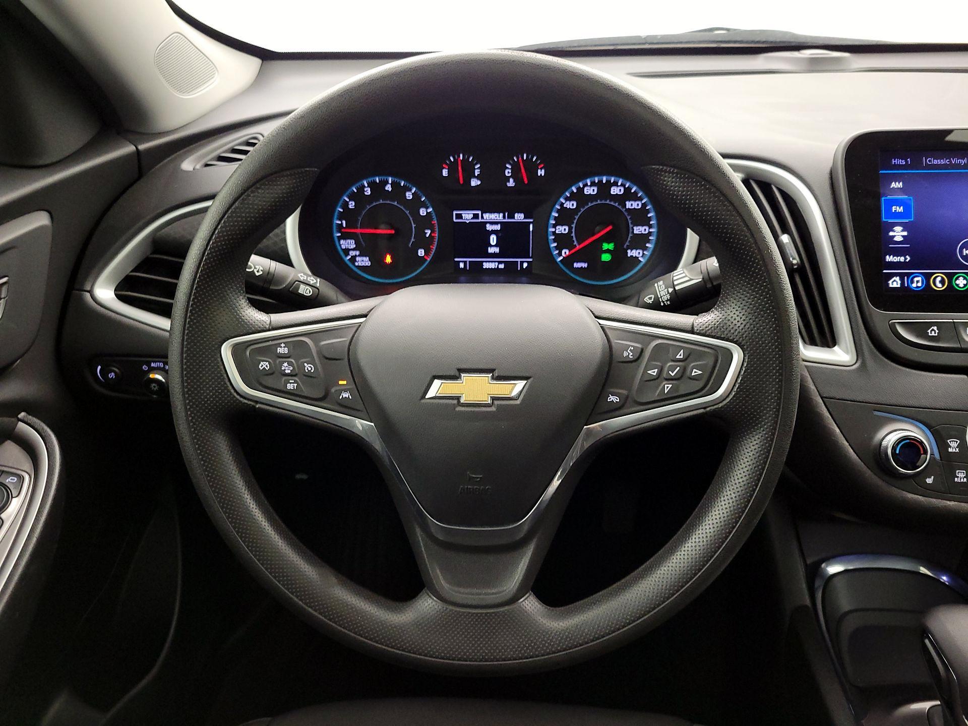 Thumbnail: 2023 Chevrolet Malibu - 10