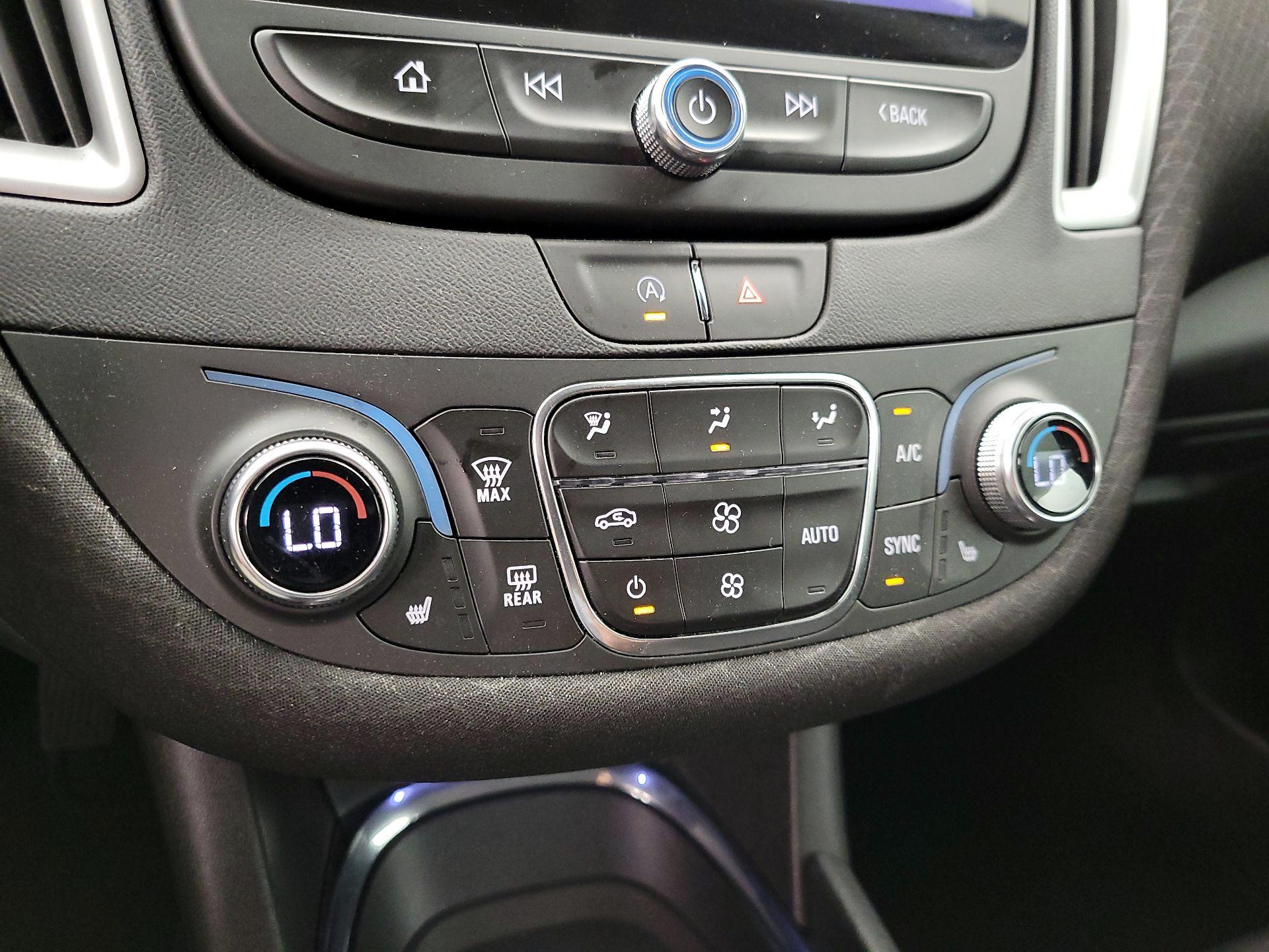 Thumbnail: 2023 Chevrolet Malibu - 16